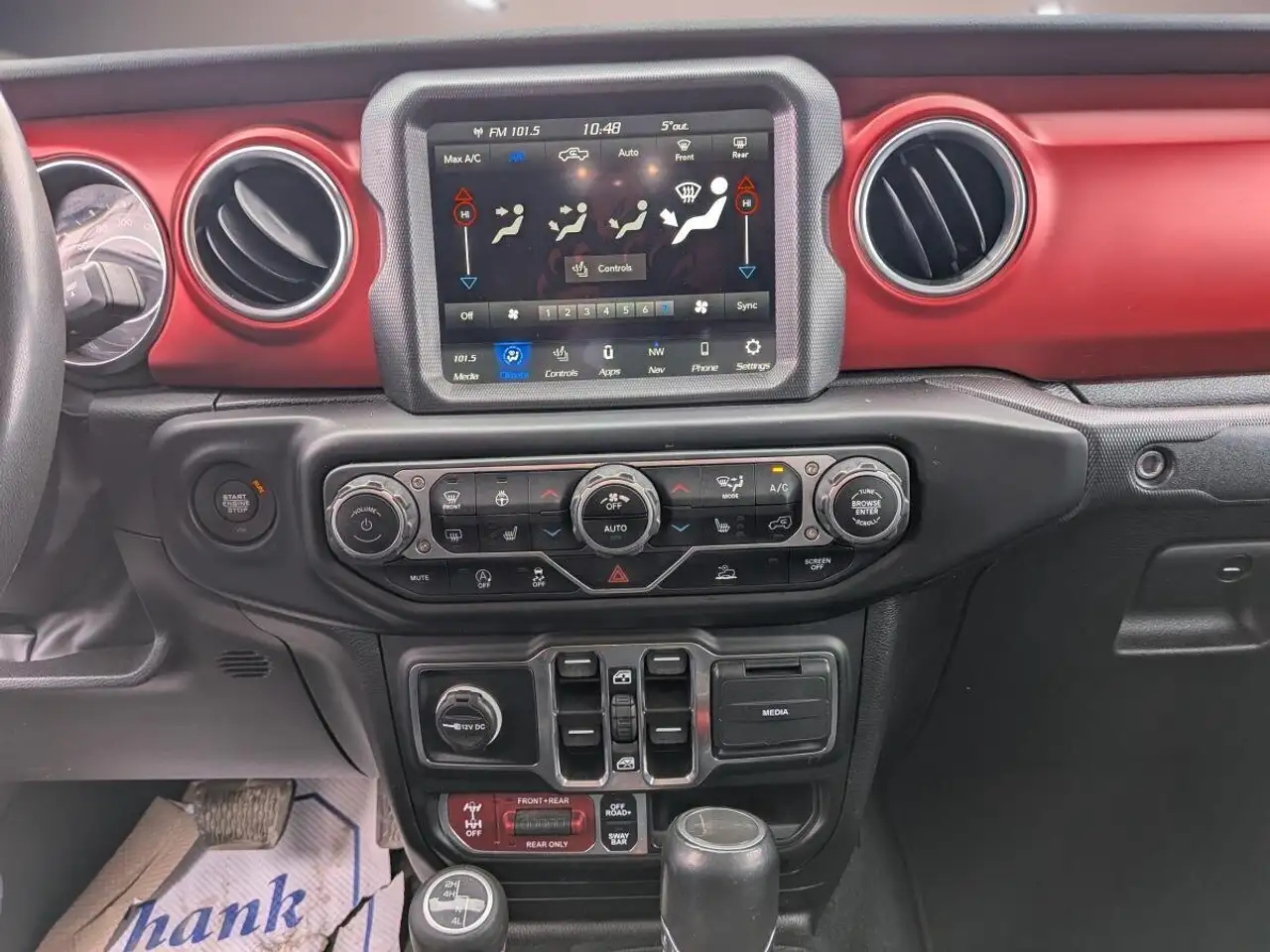 Jeep Gladiator снимка Jeep Gladiator