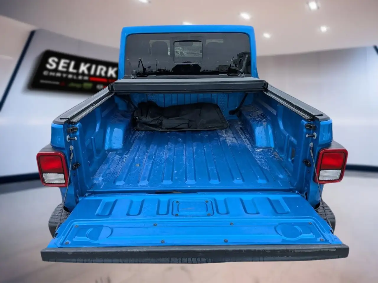 Jeep Gladiator снимка Jeep Gladiator