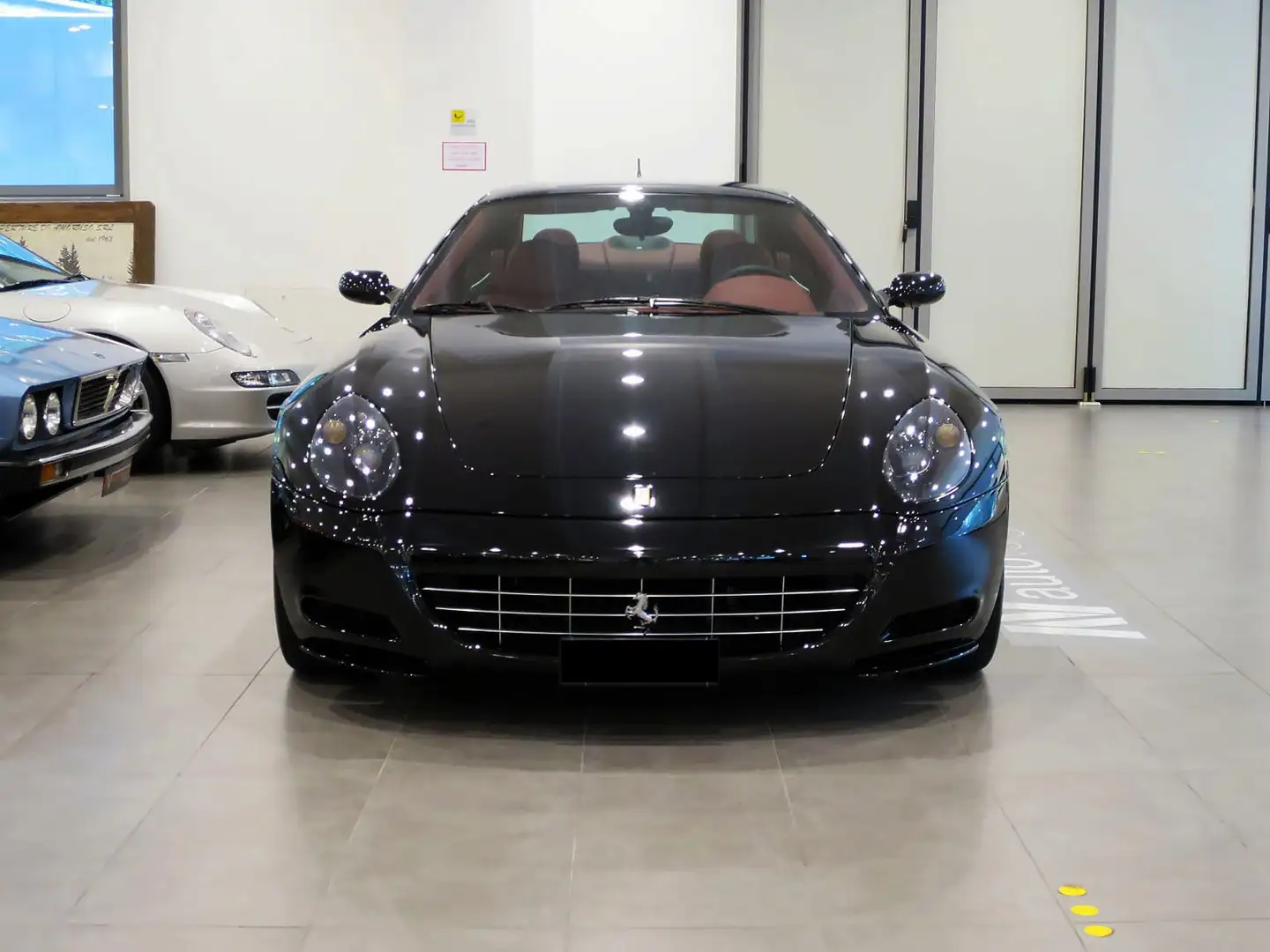 Ferrari 612 Zwart - 1