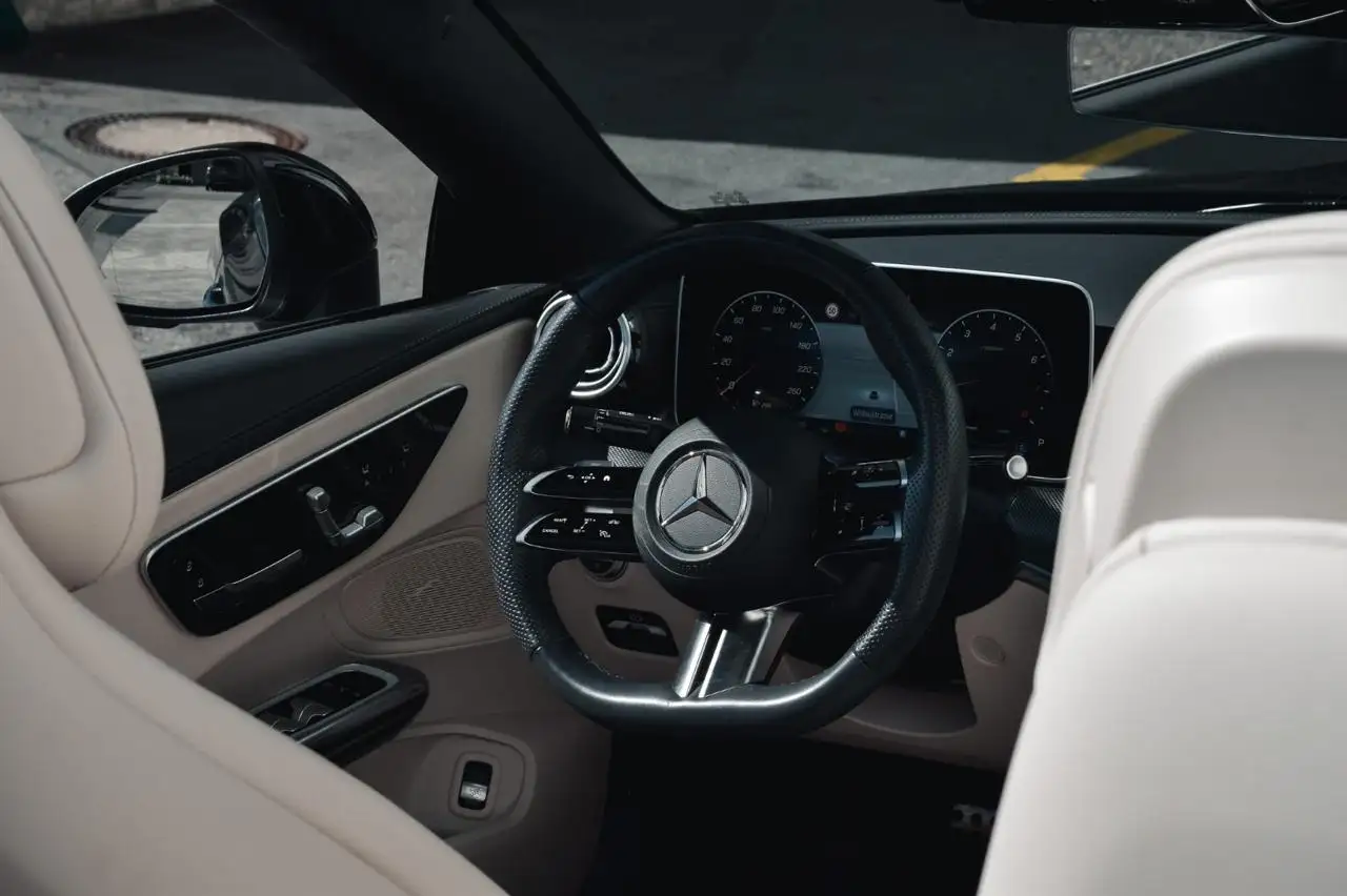 Mercedes-Benz CLE 200