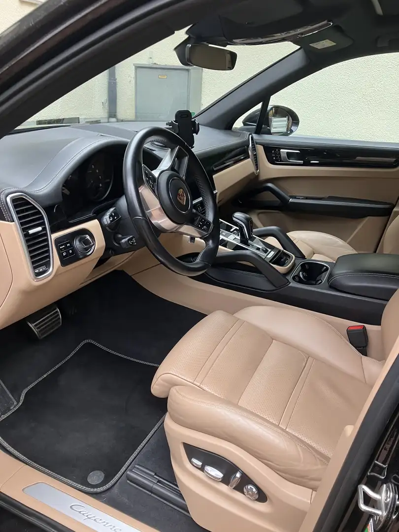 Porsche Cayenne Volleder Beige, HA-Lenk., Luft, Pano, Matrix, AHK Schwarz - 2