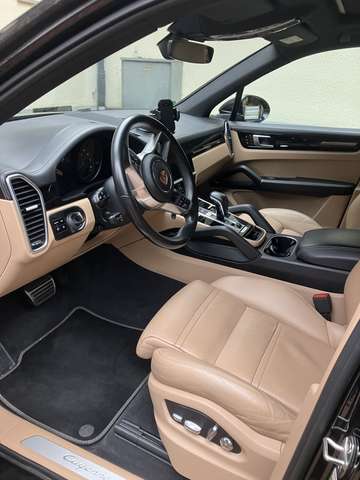 Porsche Cayenne Volleder Beige, HA-Lenk., Luft, Pano, Matrix, AHK
