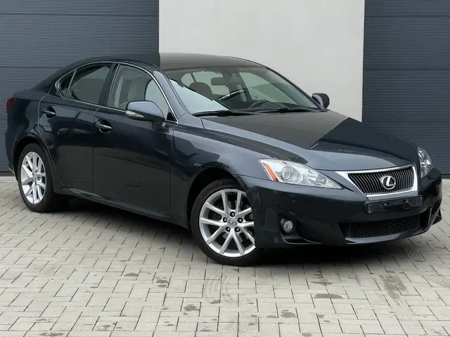 Lexus IS 200 IS 200 d