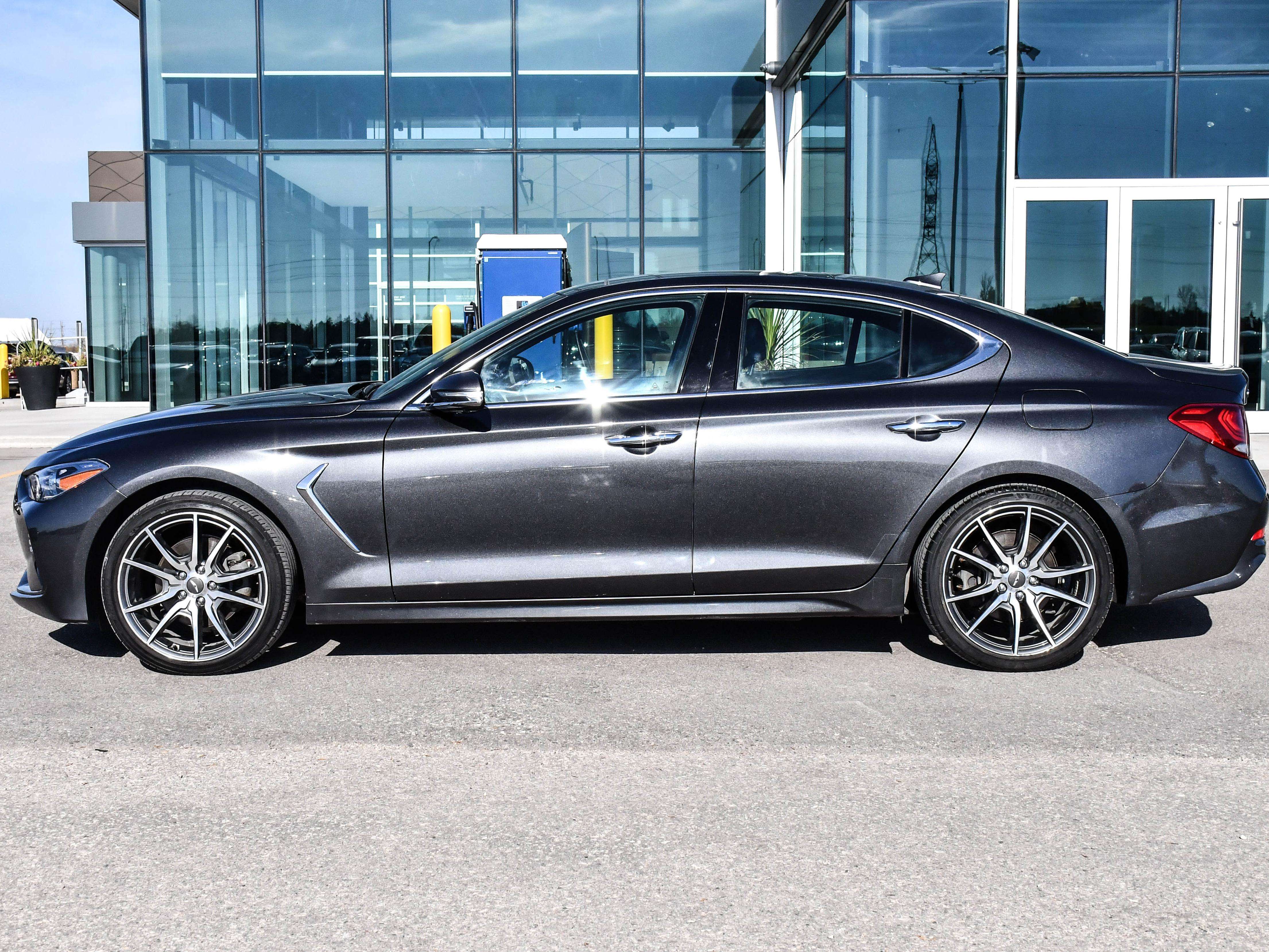 2020 Genesis G70
