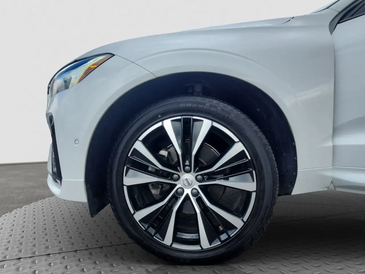 Volvo XC60 снимка Volvo XC60