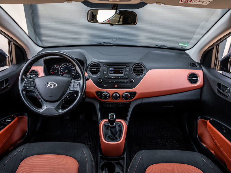 Hyundai i10 1.0i i-Motion World Cup Edition | Full Option — photo 6