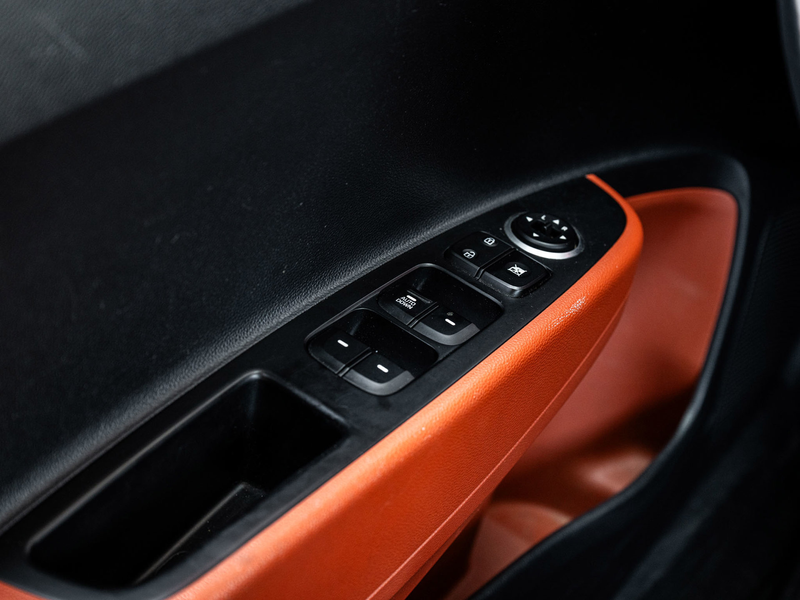 Hyundai i10 1.0i i-Motion World Cup Edition | Full Option — photo 11