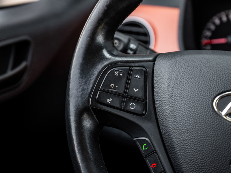 Hyundai i10 1.0i i-Motion World Cup Edition | Full Option — photo 12
