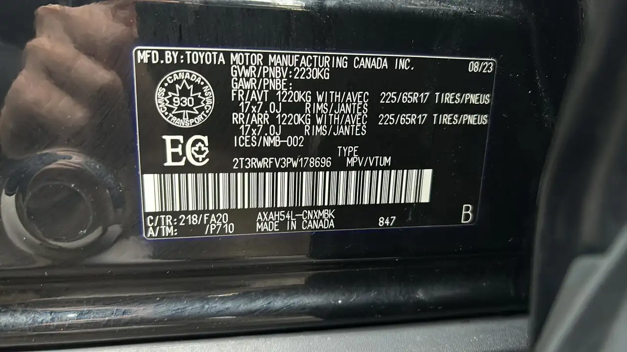 Toyota RAV 4 снимка Toyota RAV 4