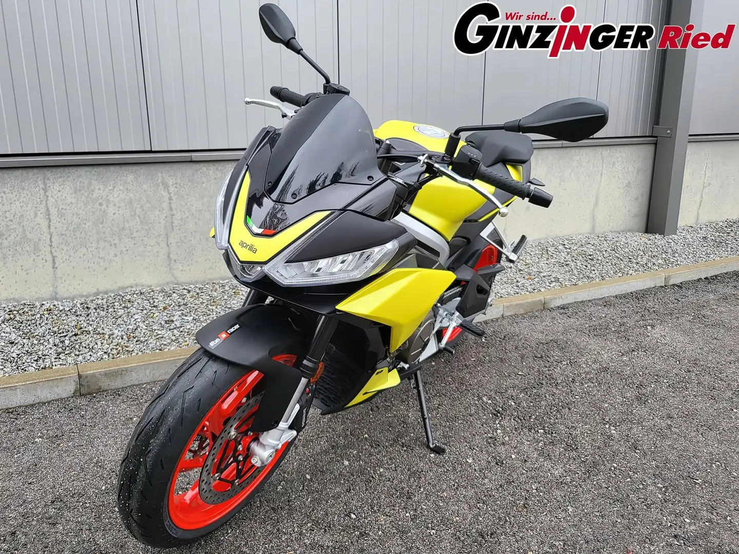 Aprilia Tuono ab 117,- mtl. A2 tauglich Gelb - 2