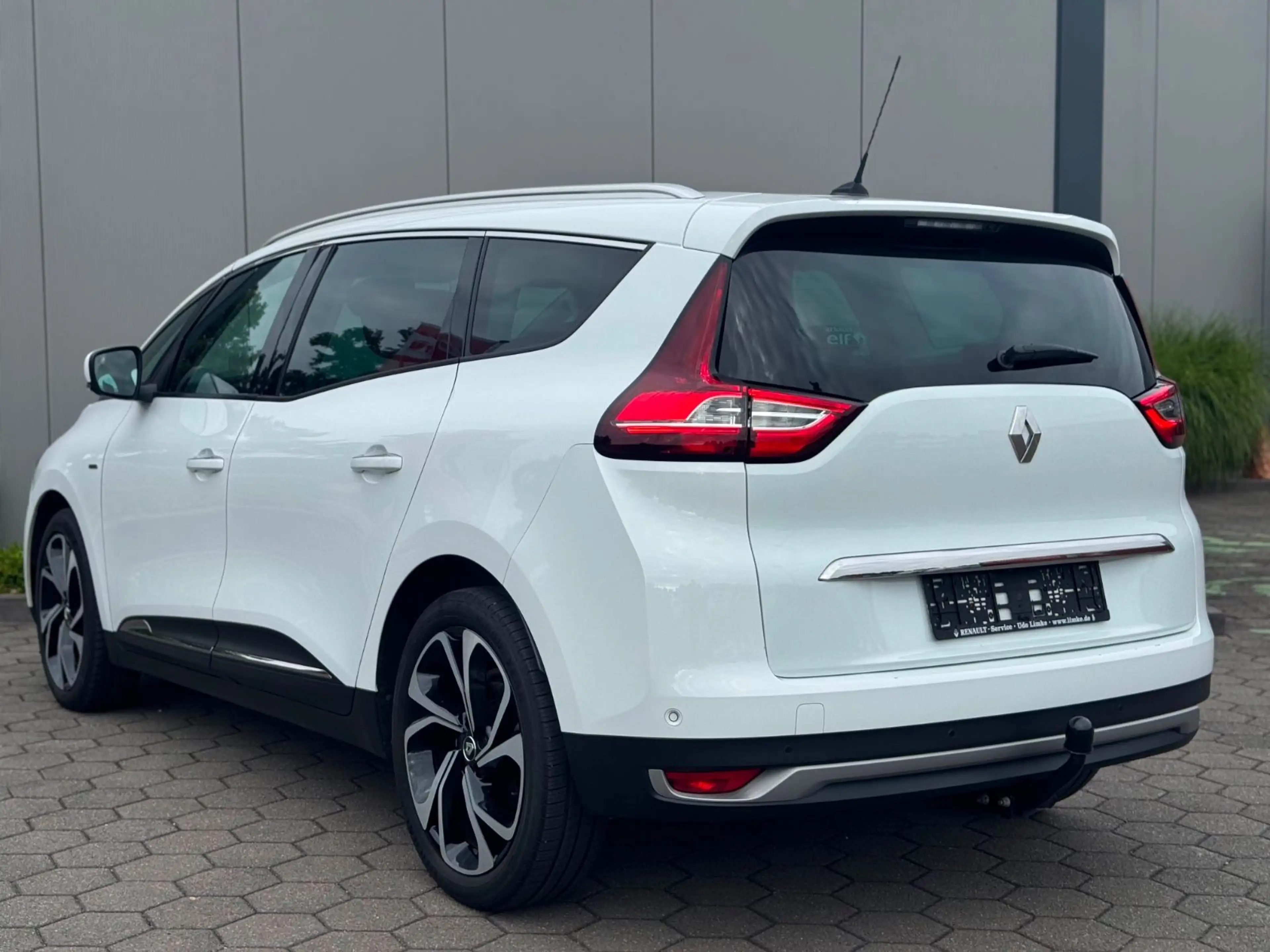 Renault Scenic IV Grand BOSE Edition Automalik Pano AHK — photo 2