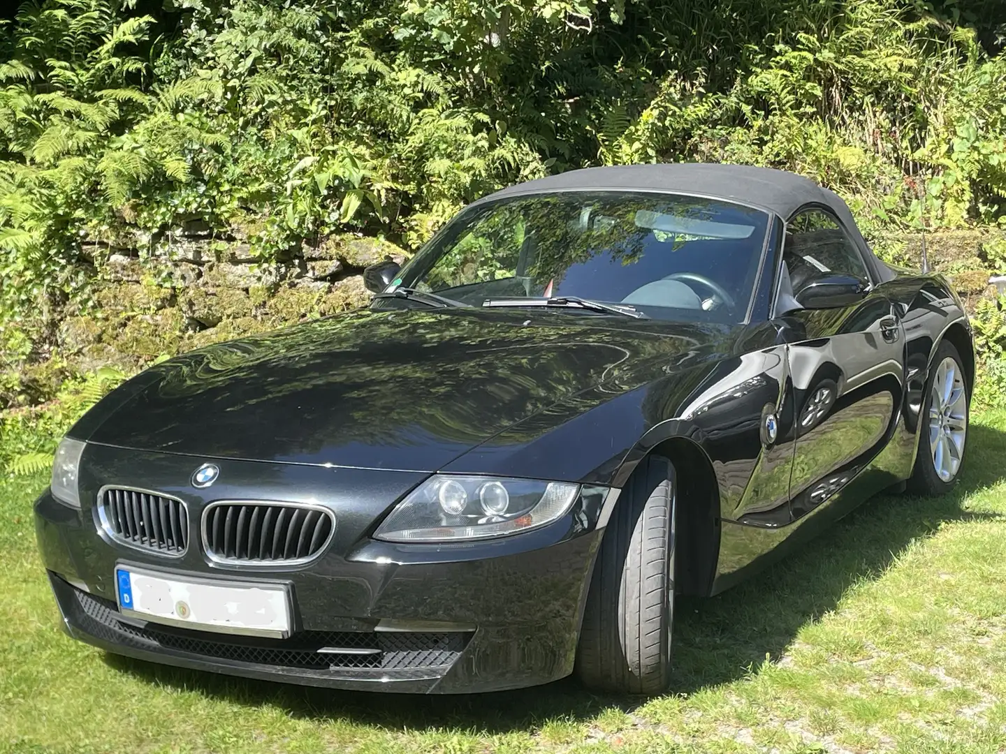 BMW Z4 Z4 roadster 2.0i Schwarz - 1
