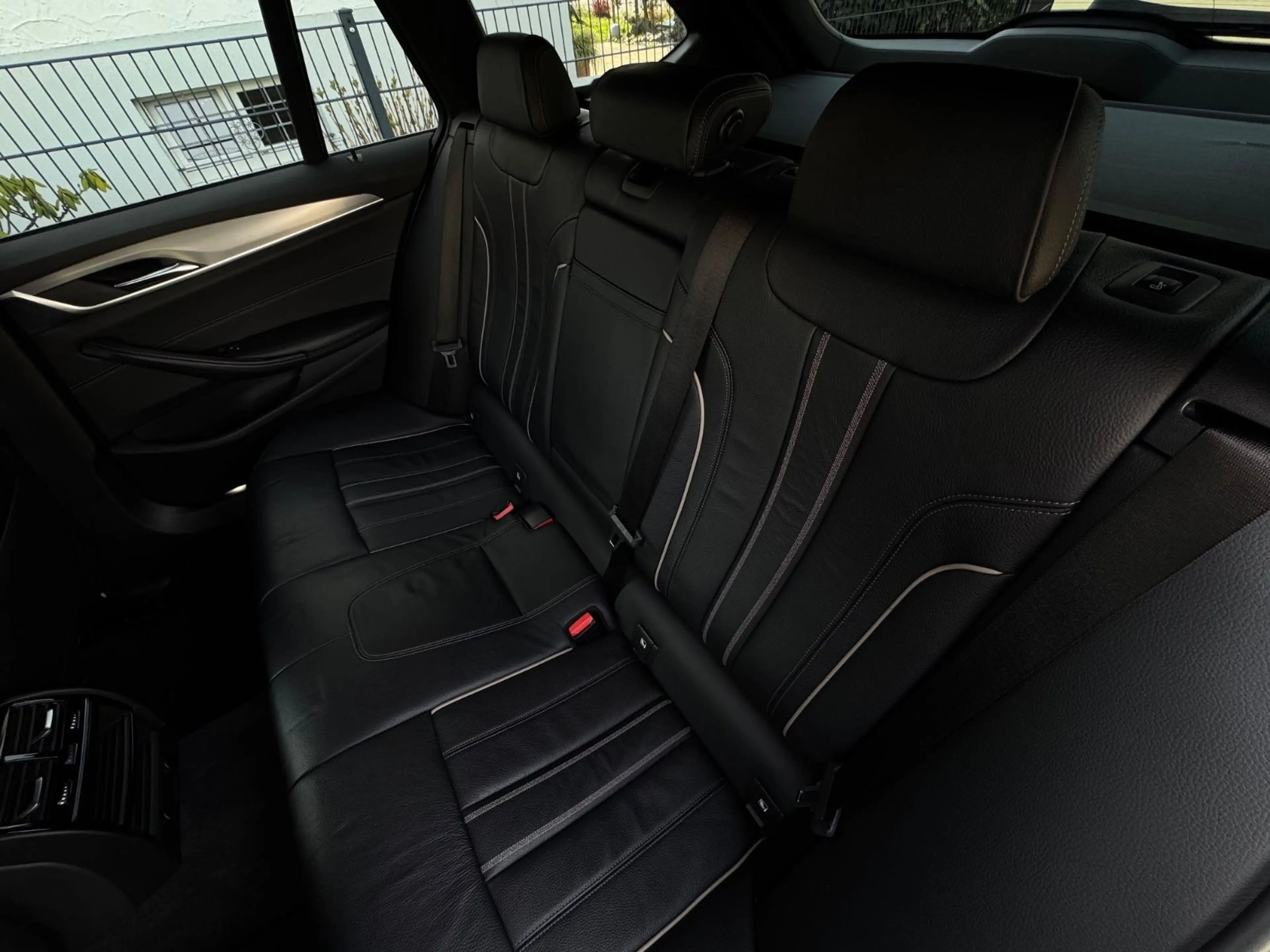 BMW 520 d Touring Sport Line*HEAD-UP*GARANTIE*KAMERA* — photo 14