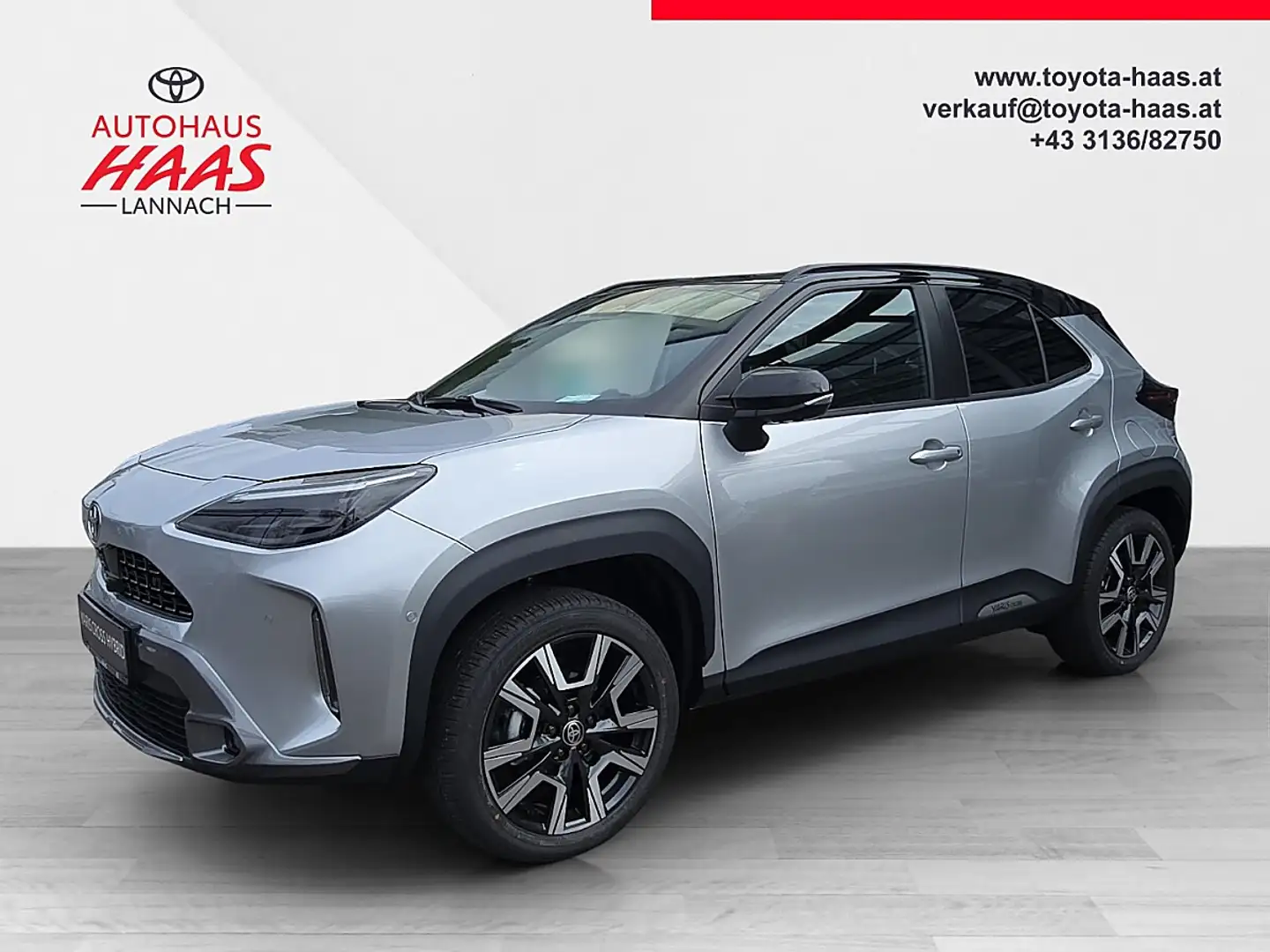 Toyota Yaris Cross 1,5 VVT-i Hybrid Style Aut.+Advance Safety Paket Silber - 1
