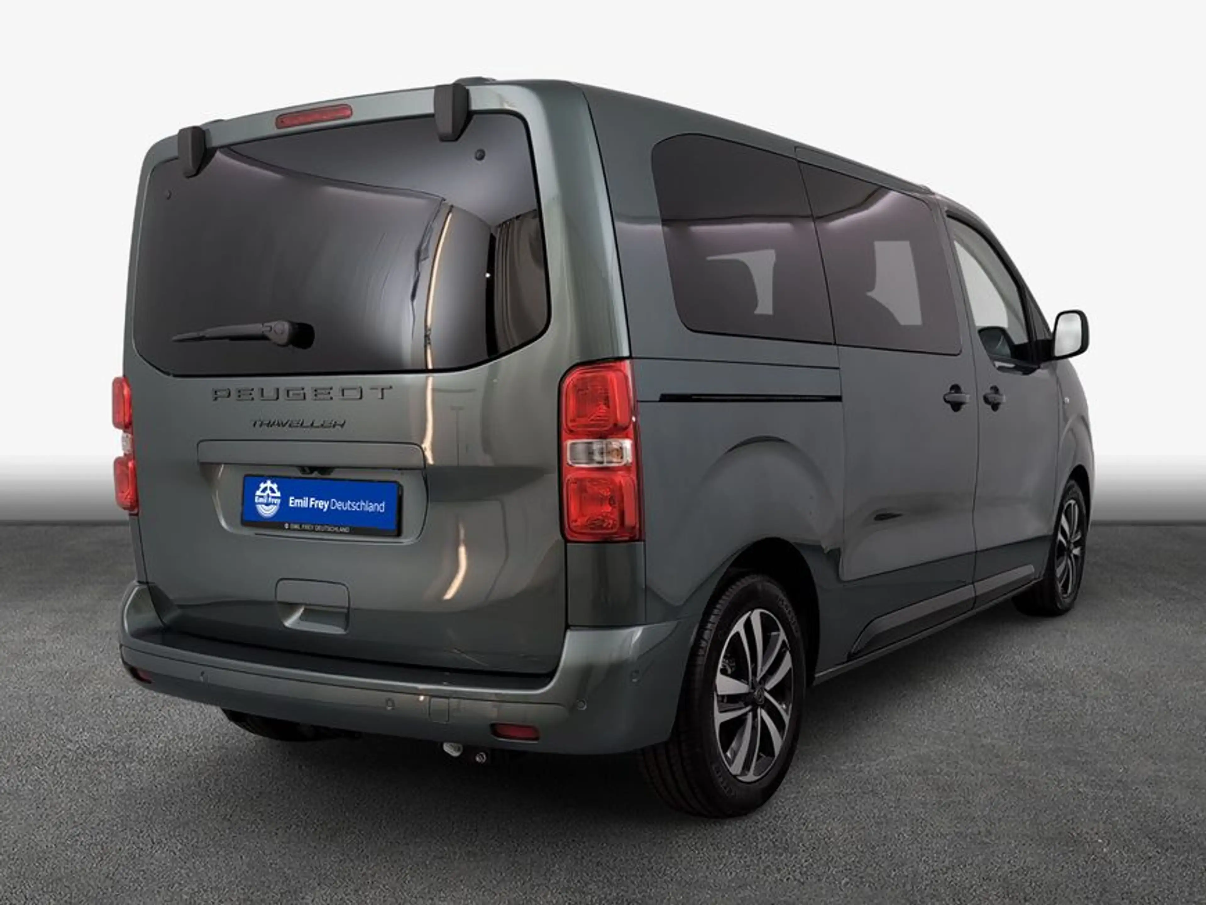 Peugeot Traveller L2 2.0 BlueHDi 180 EAT8 Active 8-Sitzer — photo 2