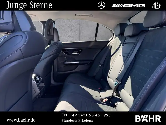 Mercedes-Benz C-Class view 9