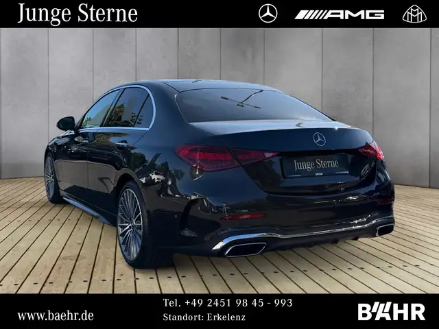 Mercedes-Benz C-Class view 3