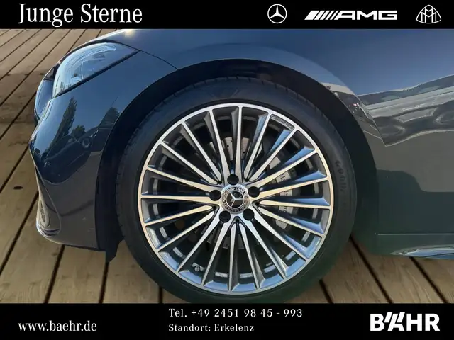 Mercedes-Benz C-Class view 6