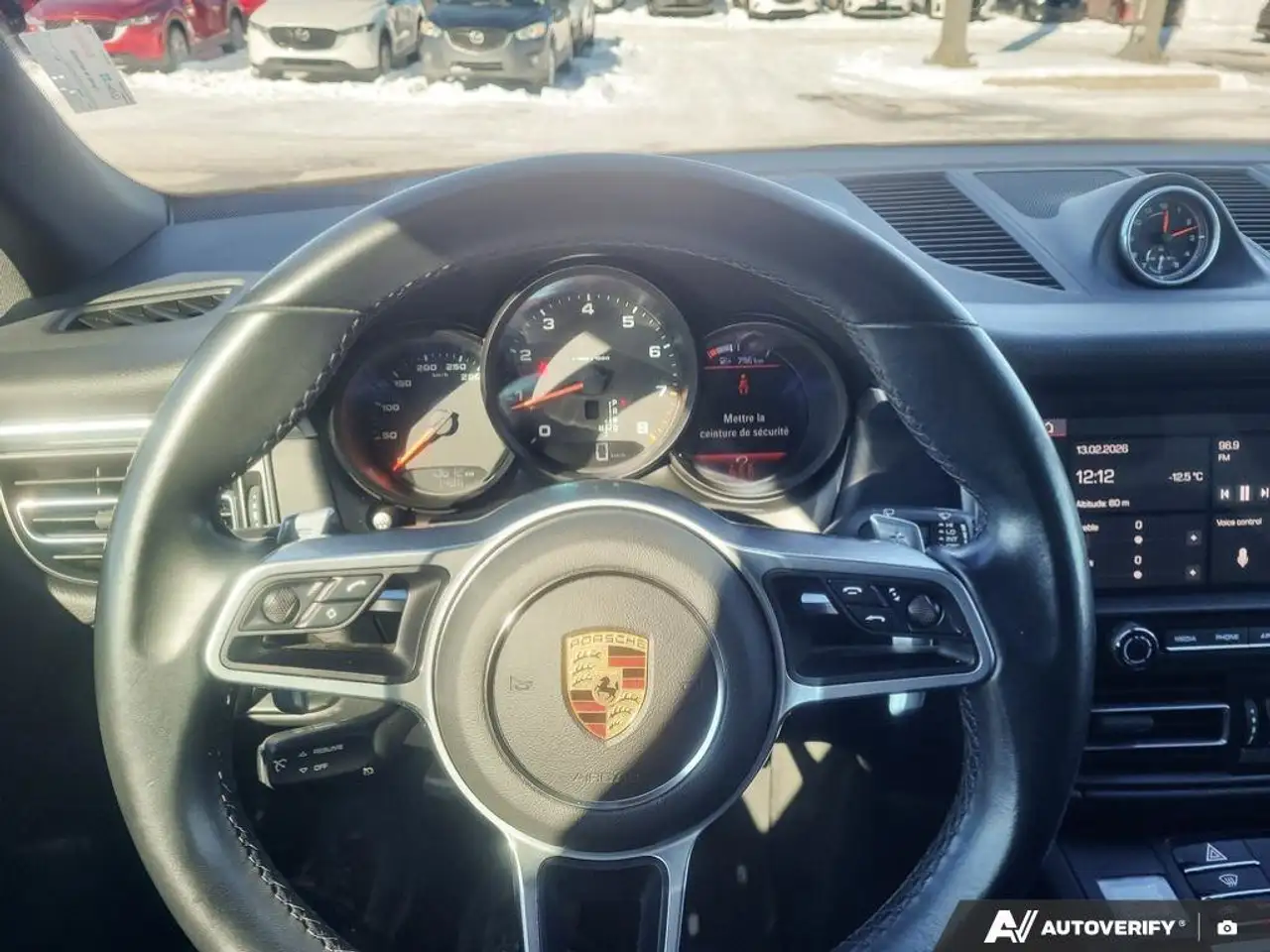 Porsche Macan снимка Porsche Macan