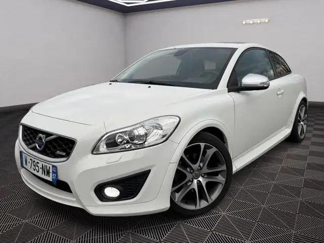 Volvo C30 D4 R-Design Edition