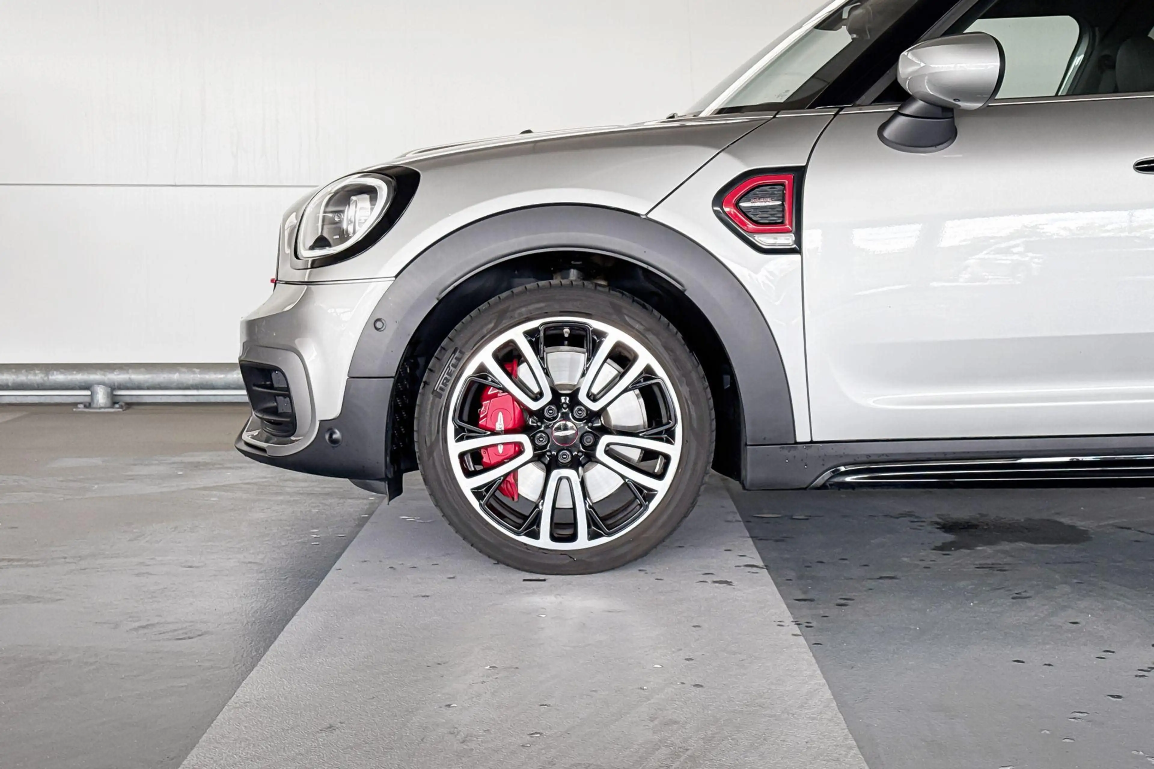 MINI John Cooper Works Countryman 2.0 ALL4 — photo 4