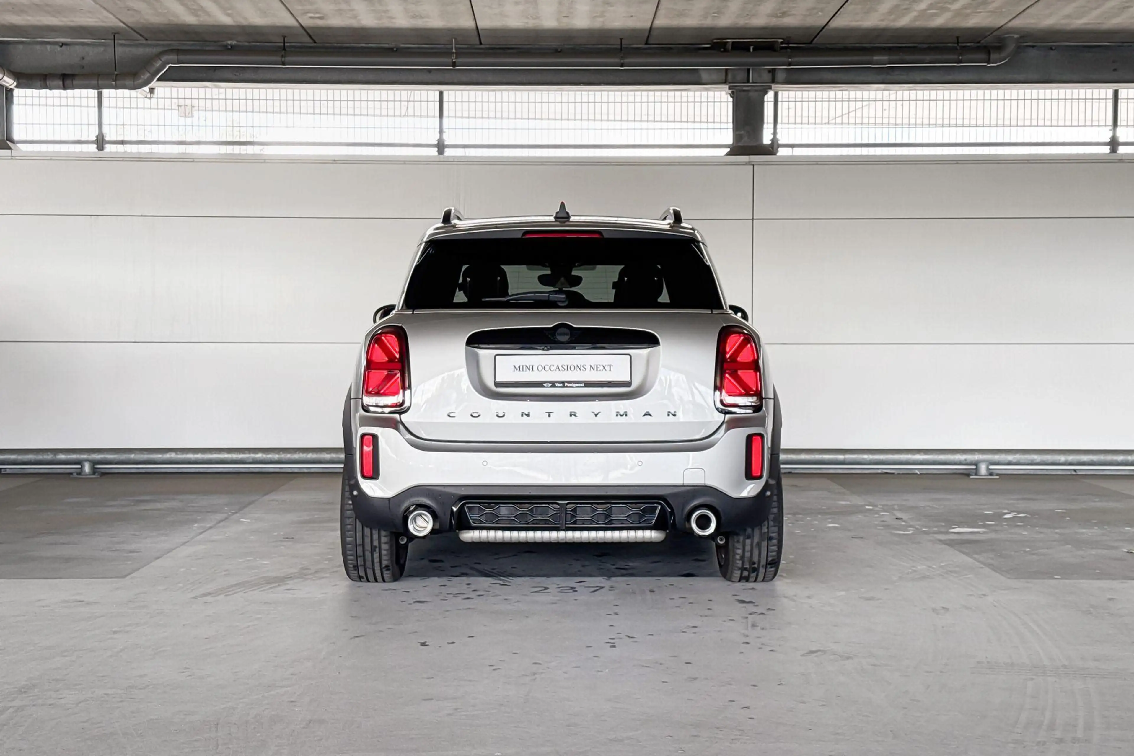 MINI John Cooper Works Countryman 2.0 ALL4 — photo 7