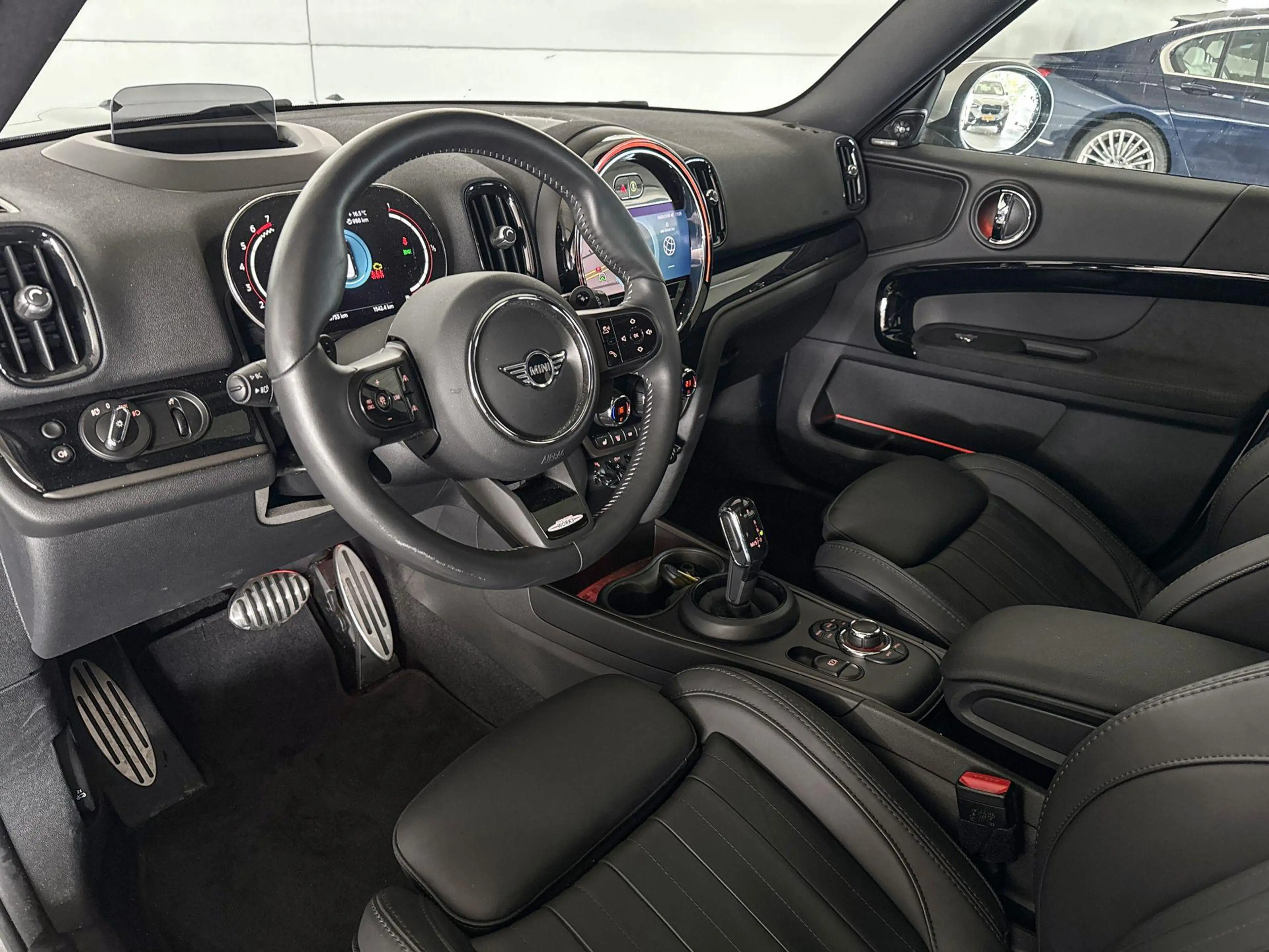 MINI John Cooper Works Countryman 2.0 ALL4 — photo 22