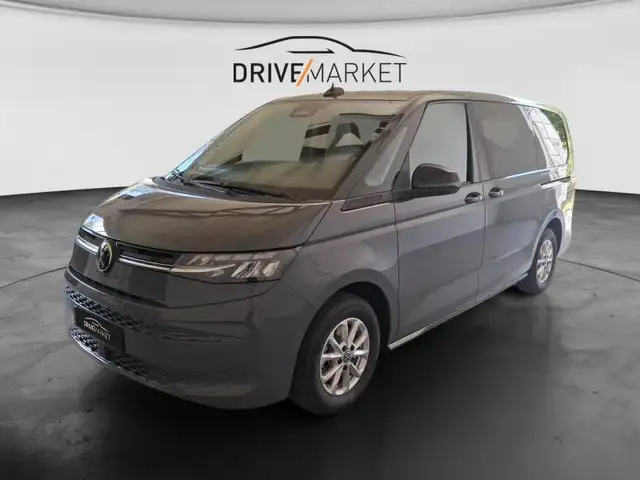 Volkswagen T7 Multivan Life LONG