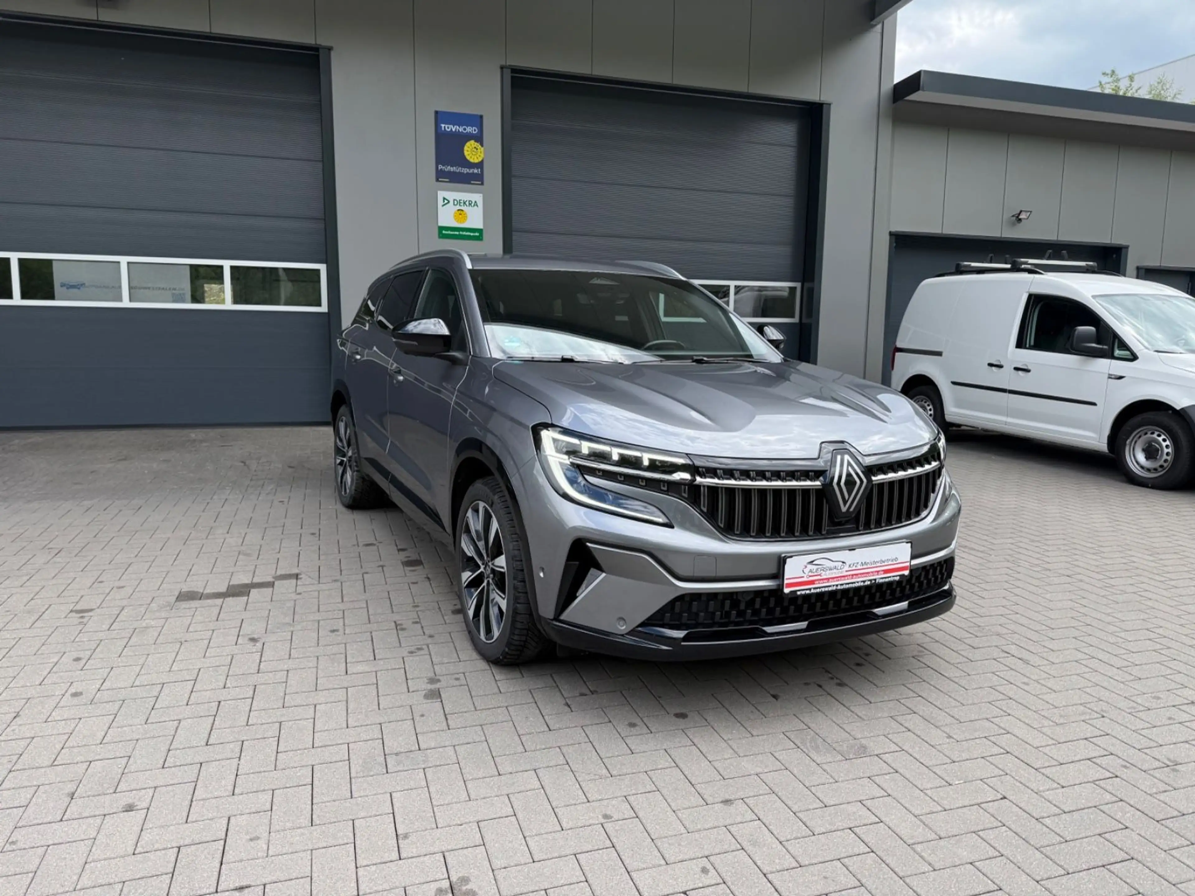 Renault Espace VI Techno E-Tech Hybrid *APP *LED *AHK — photo 3