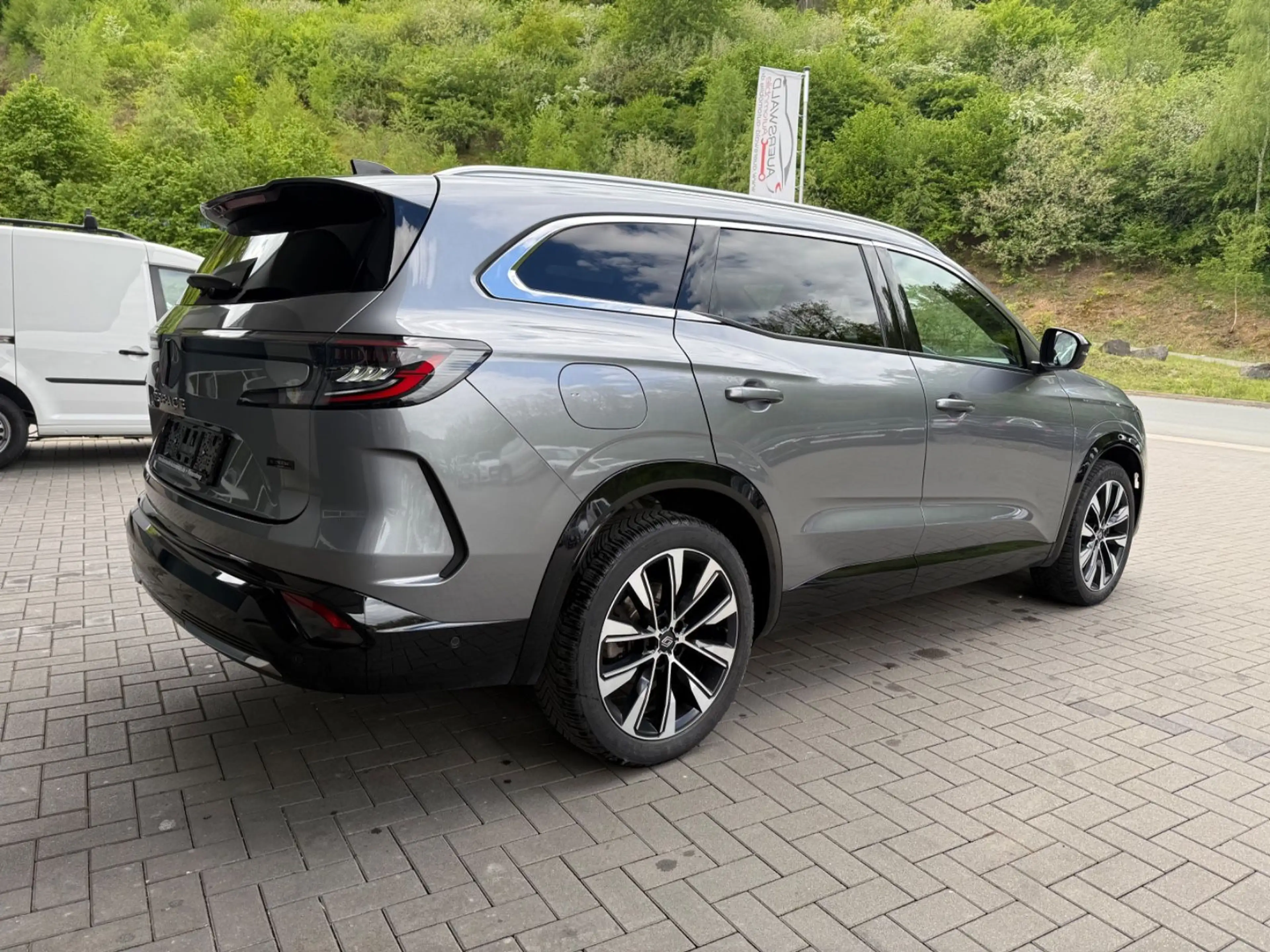 Renault Espace VI Techno E-Tech Hybrid *APP *LED *AHK — photo 6