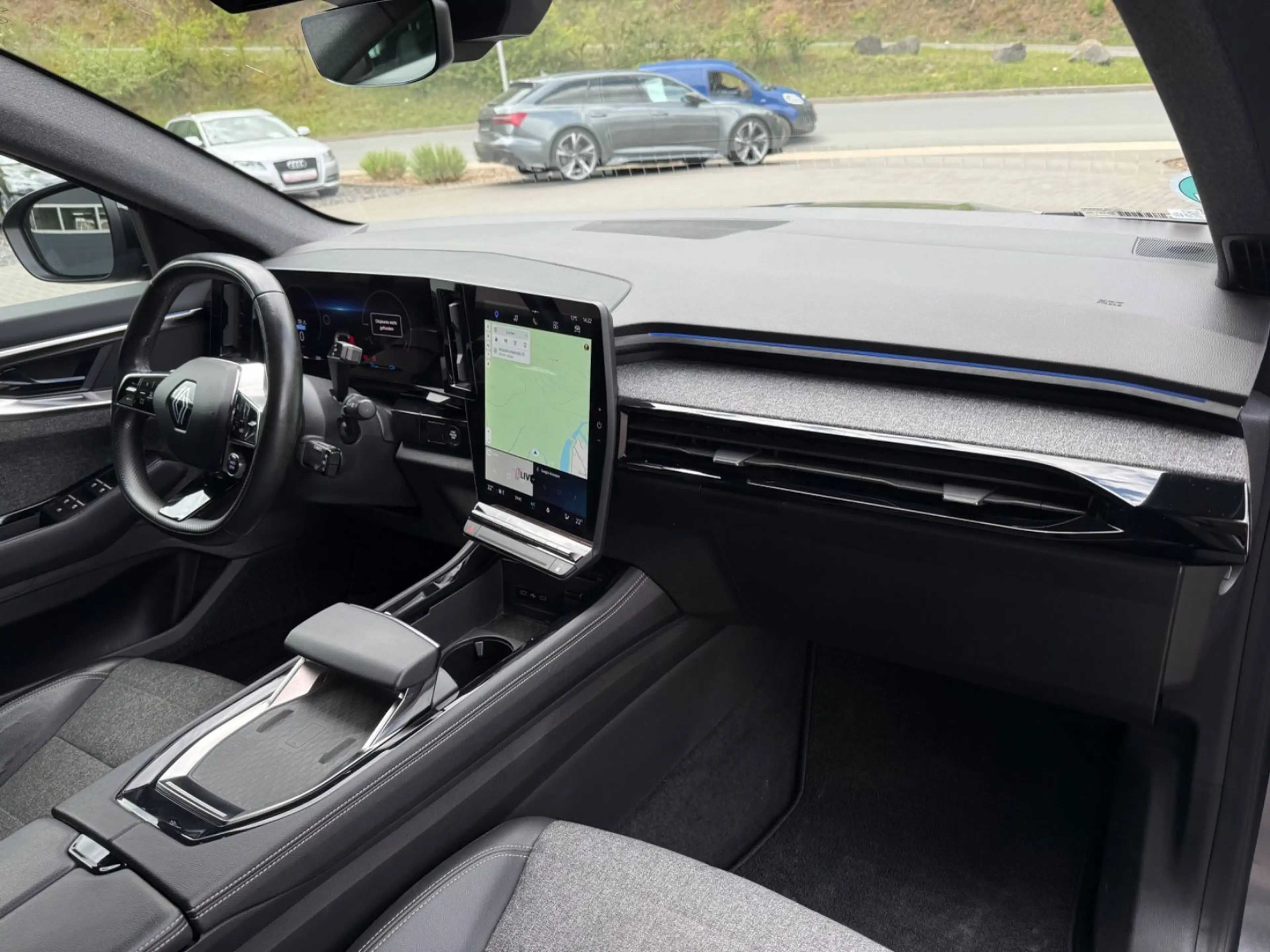 Renault Espace VI Techno E-Tech Hybrid *APP *LED *AHK — photo 12