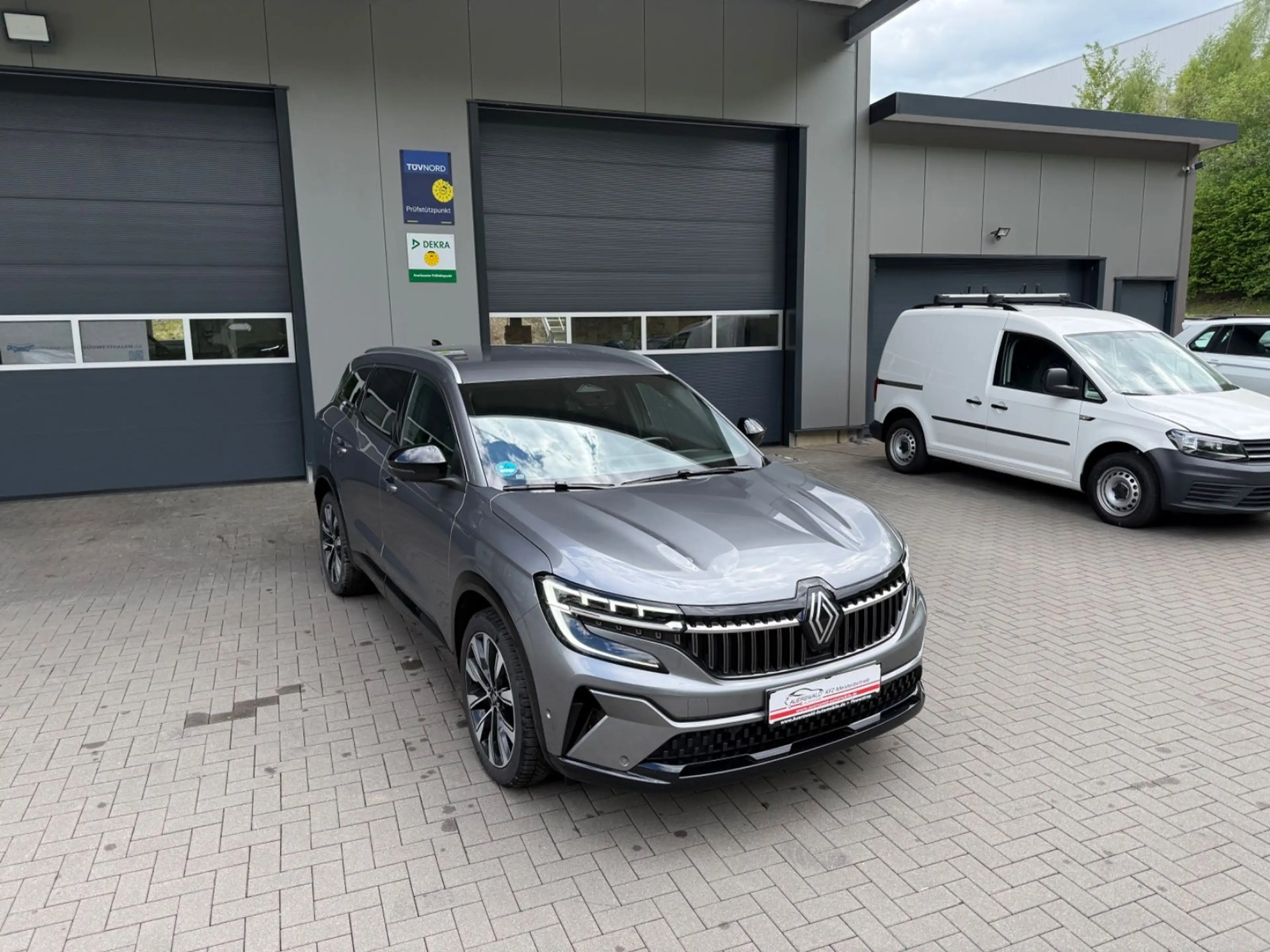 Renault Espace VI Techno E-Tech Hybrid *APP *LED *AHK — photo 4