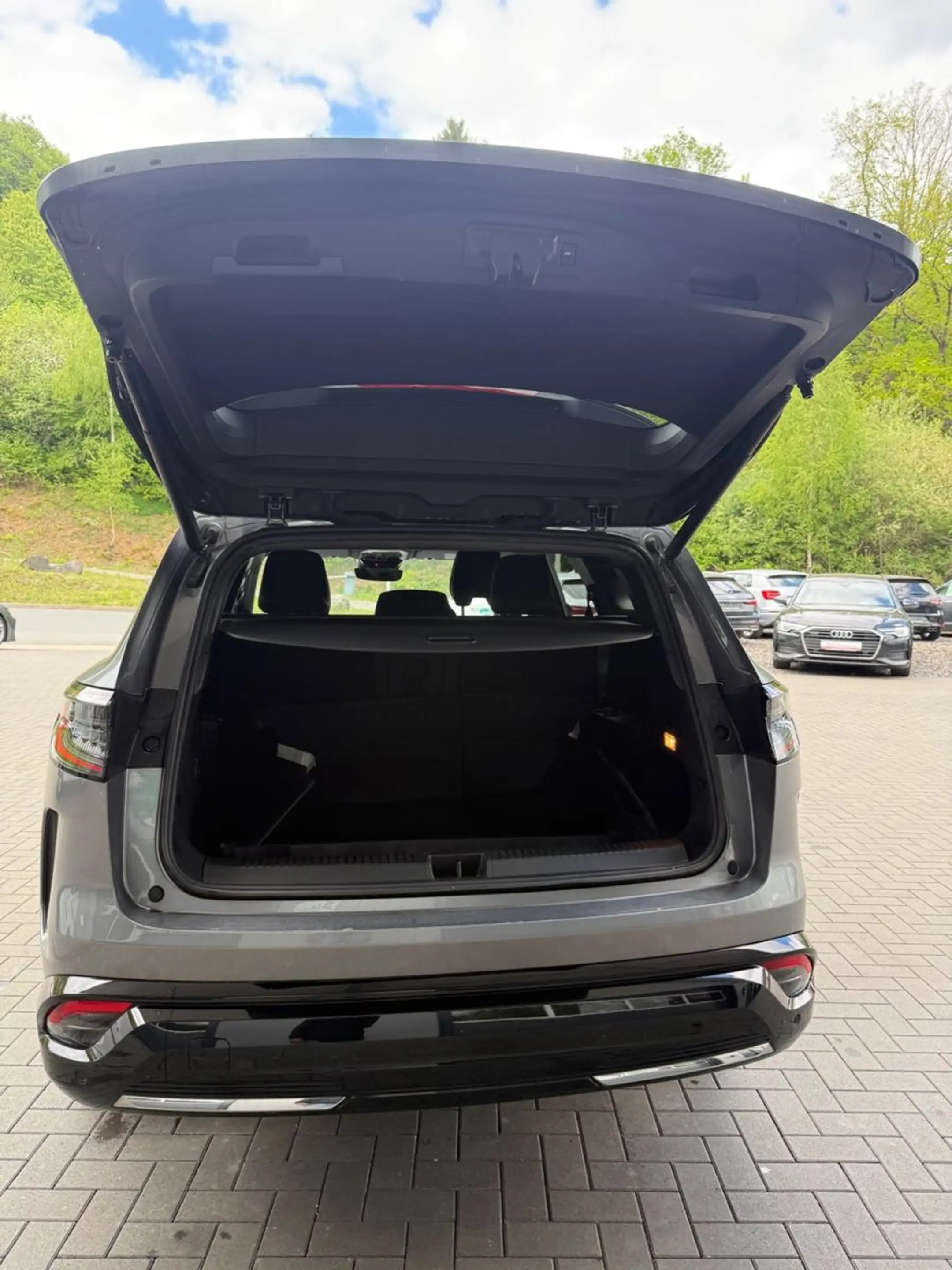 Renault Espace VI Techno E-Tech Hybrid *APP *LED *AHK — photo 14