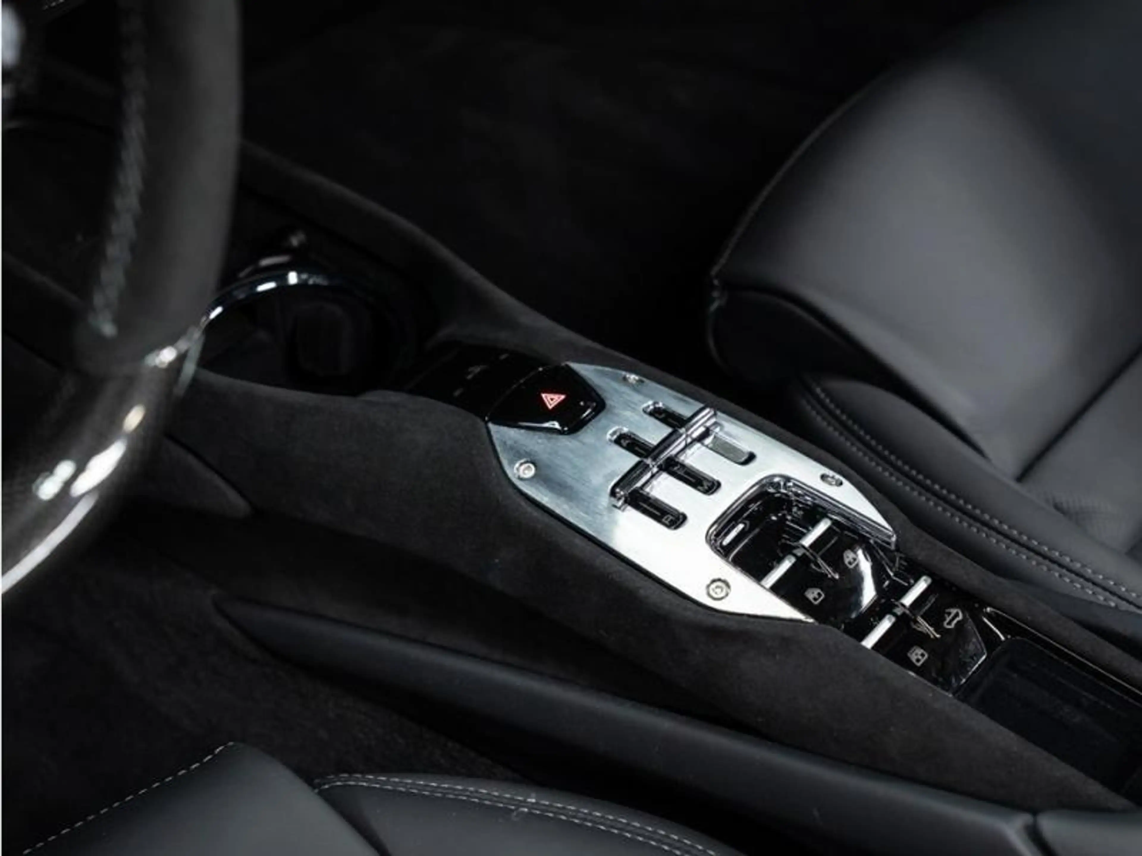 Ferrari 296 GTS — photo 15