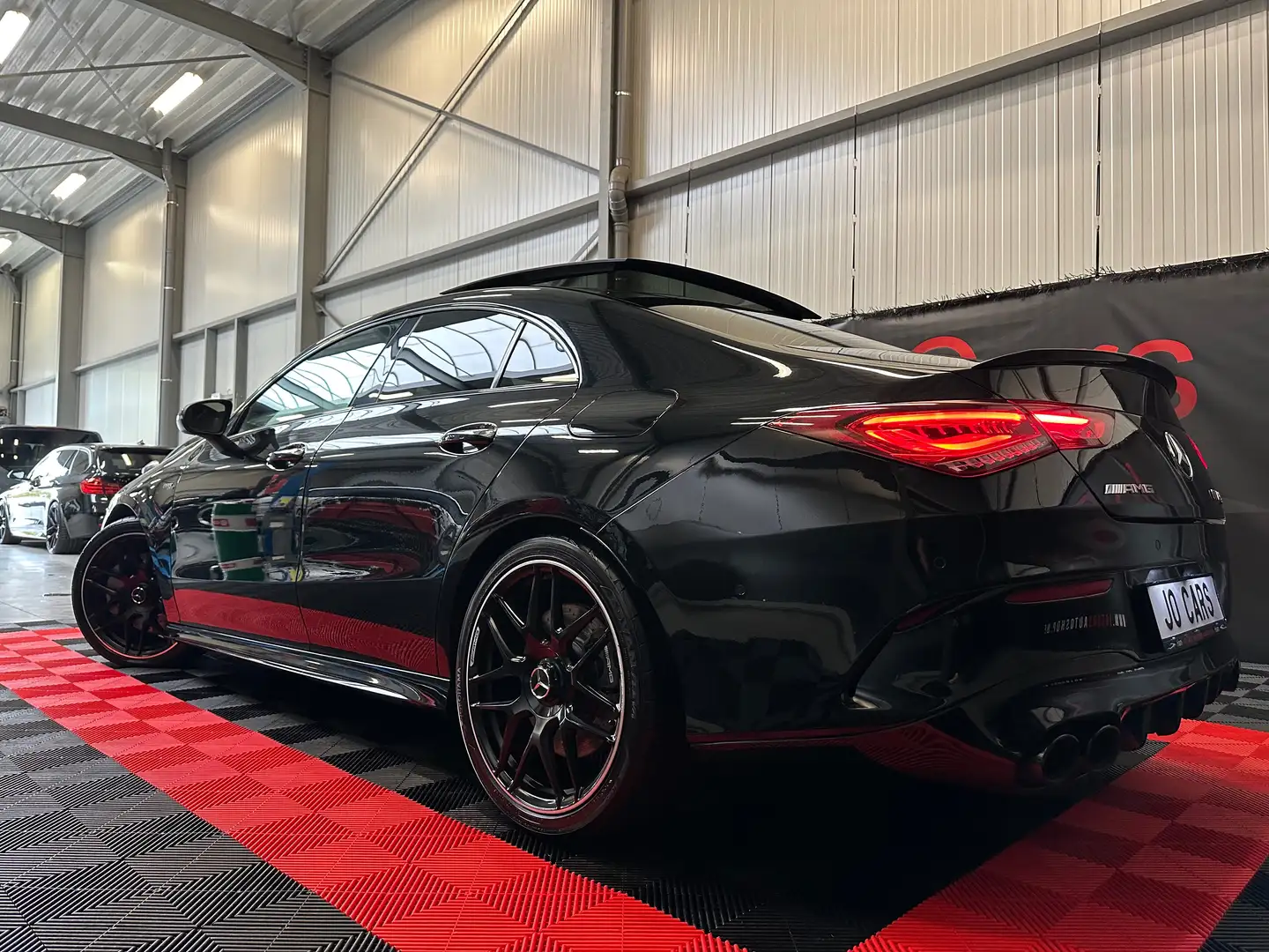 Mercedes-Benz CLA 45 AMG Turbo 4 MATIC/Pano/Star Roof/Red Belts/ Noir - 2