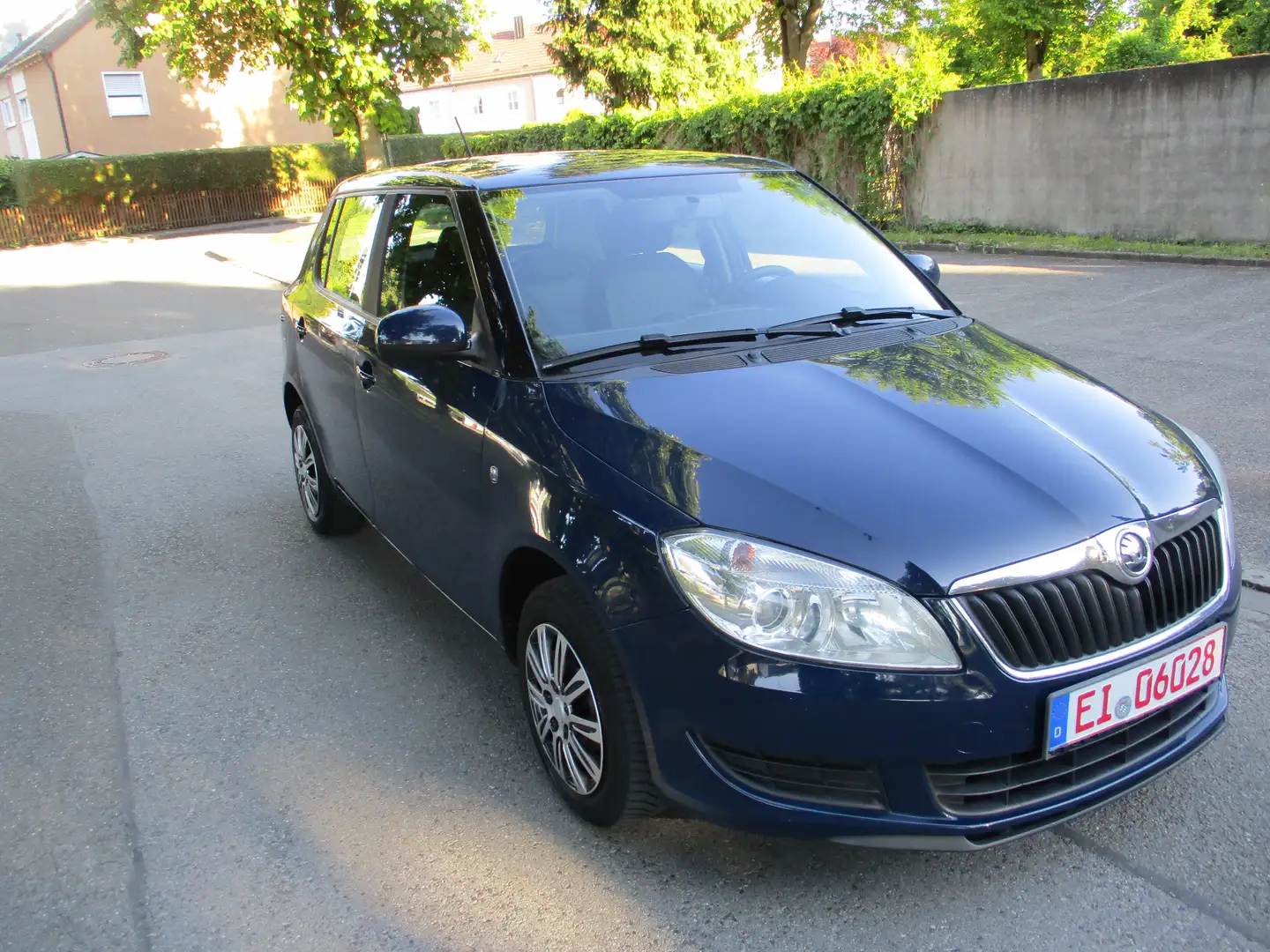 Skoda Fabia Ambition 1.6 TDI 1.Hand Azul - 1