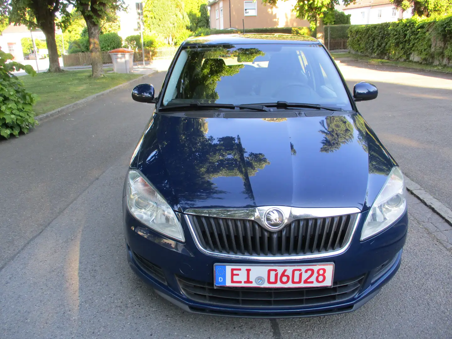Skoda Fabia Ambition 1.6 TDI 1.Hand Azul - 2