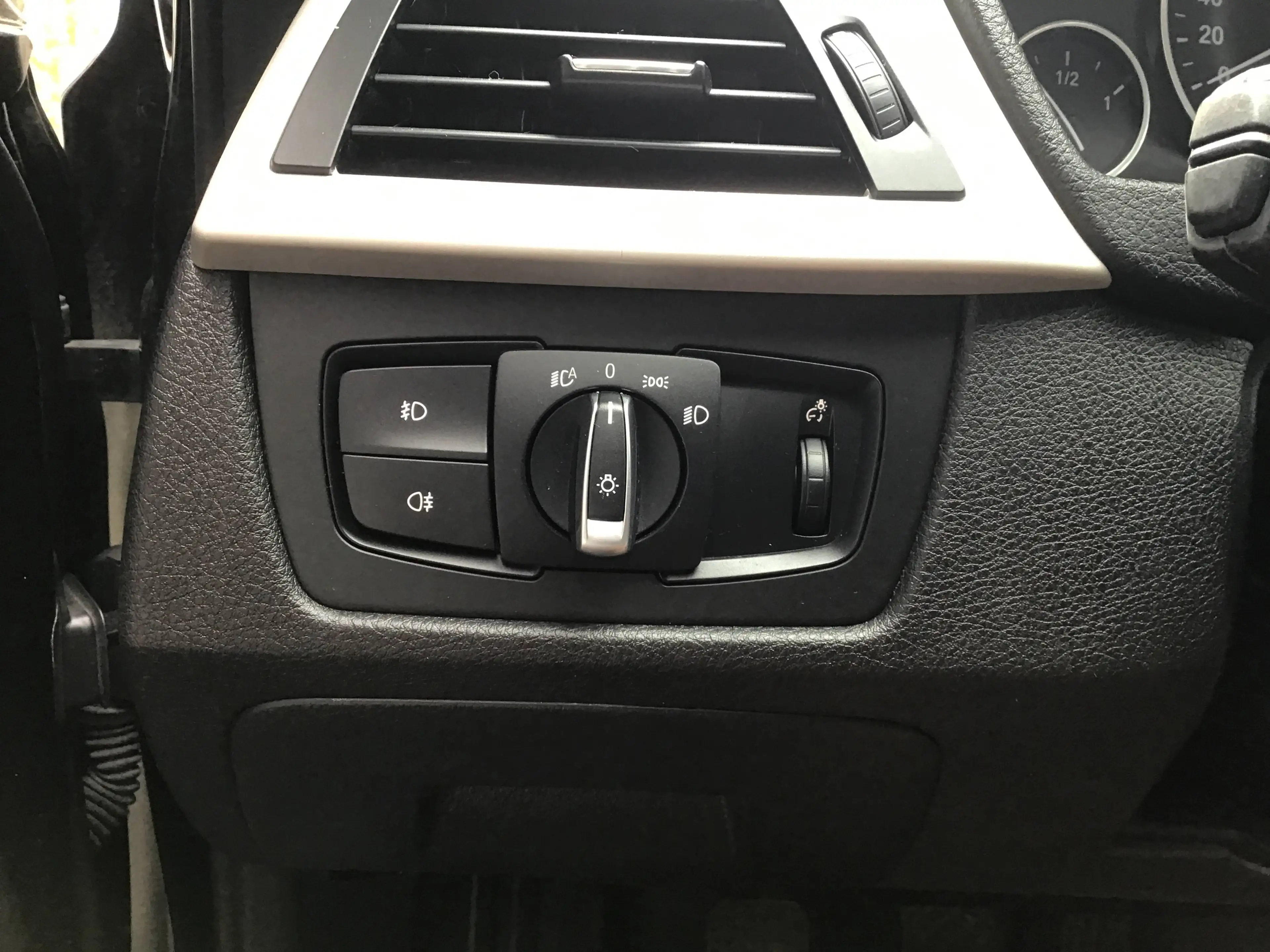 BMW 316 316 i Kommissionsfahrzeug im Kundenauftrag — photo 14