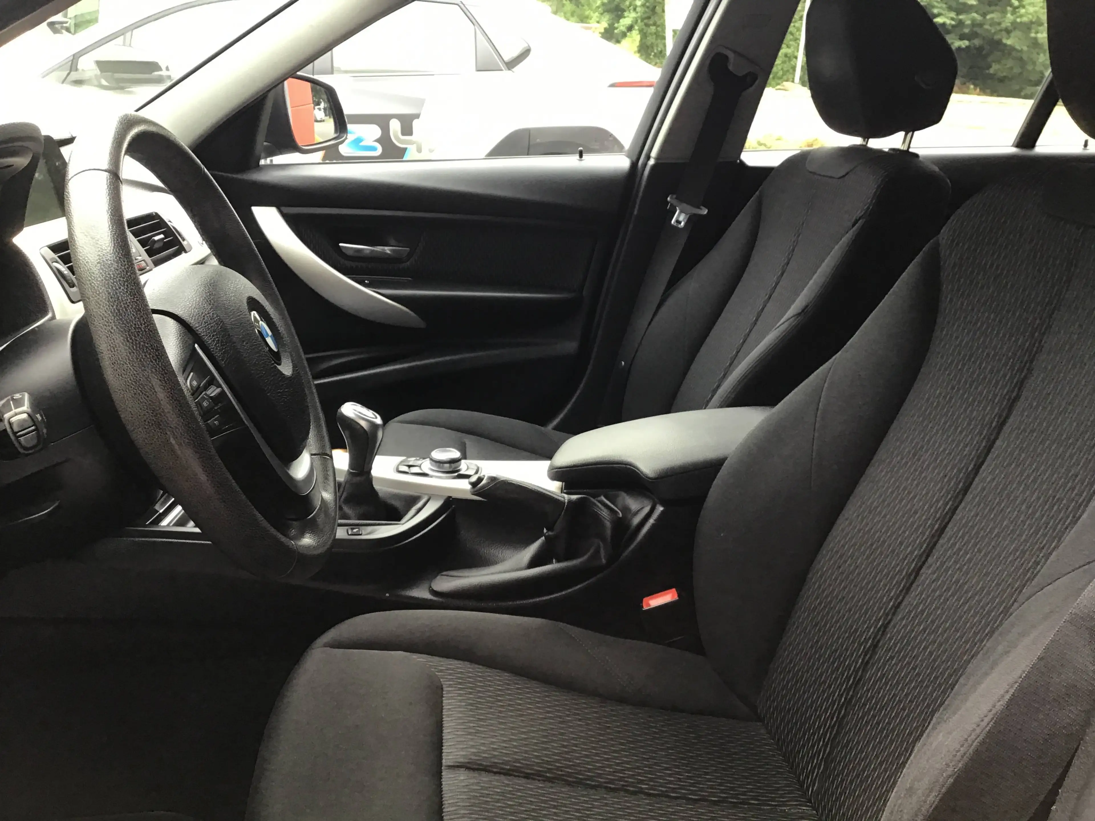 BMW 316 316 i Kommissionsfahrzeug im Kundenauftrag — photo 8