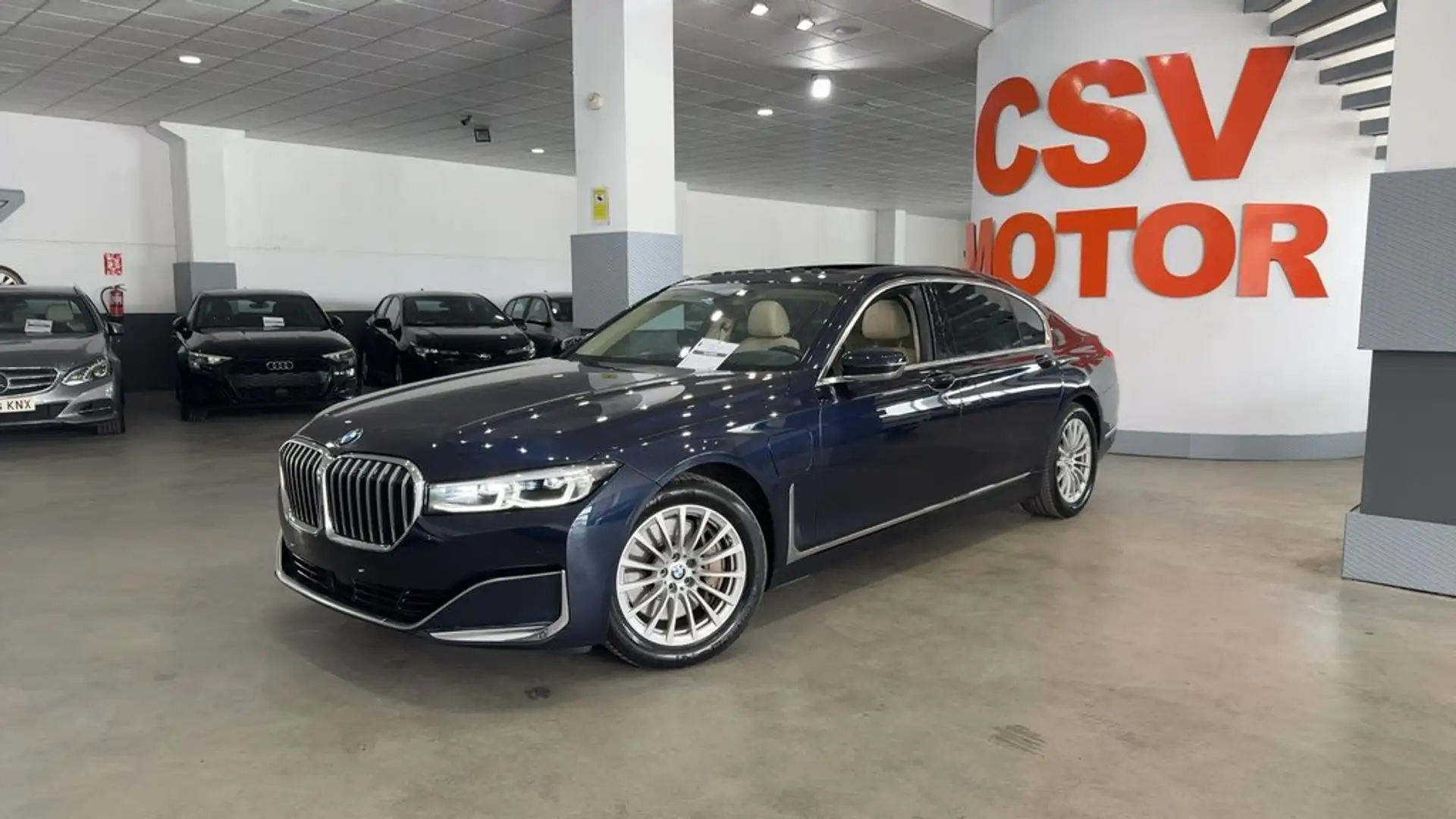BMW 745 745e - 2