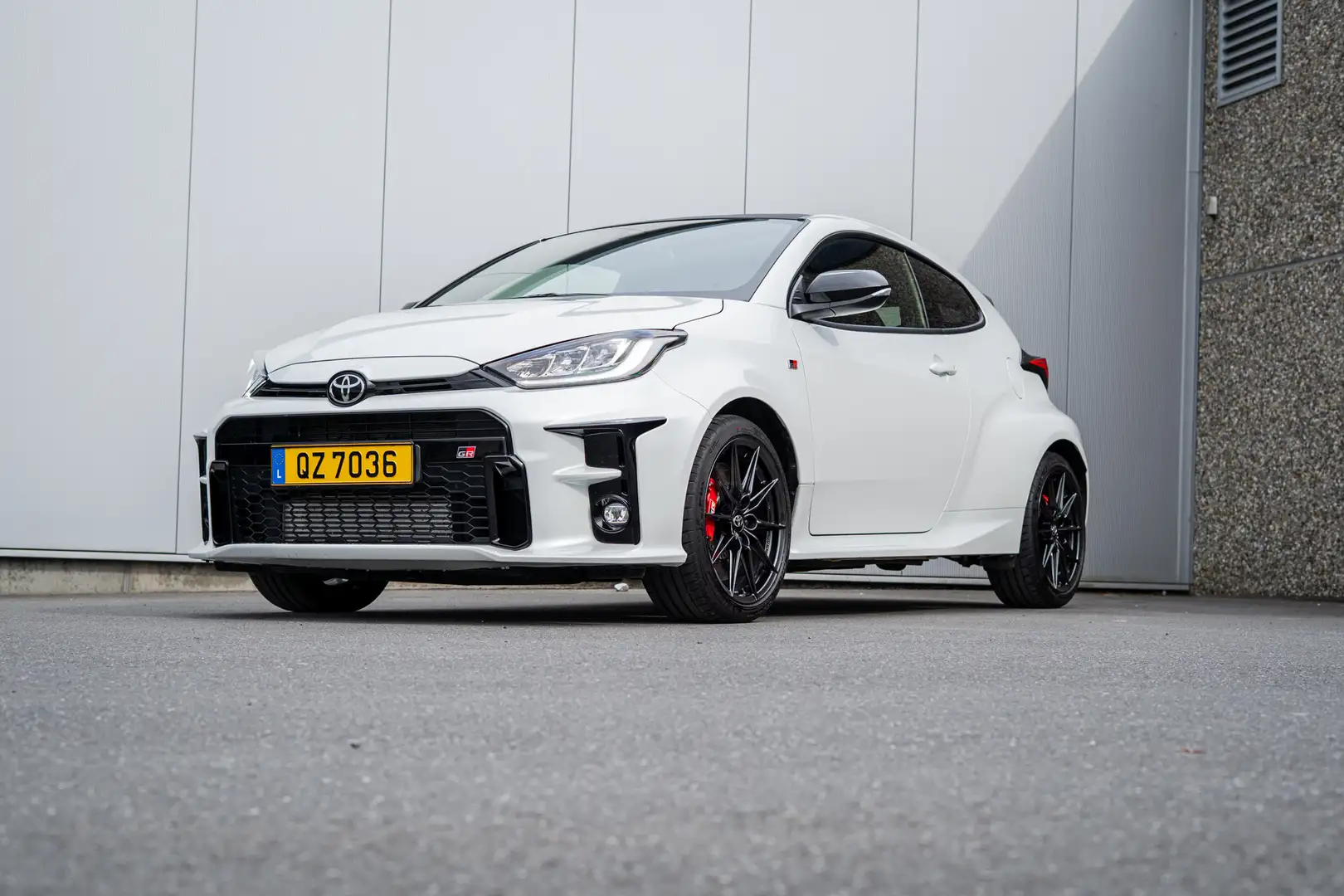 Toyota Yaris GR 1.6 Turbo High Performance Blanc - 1