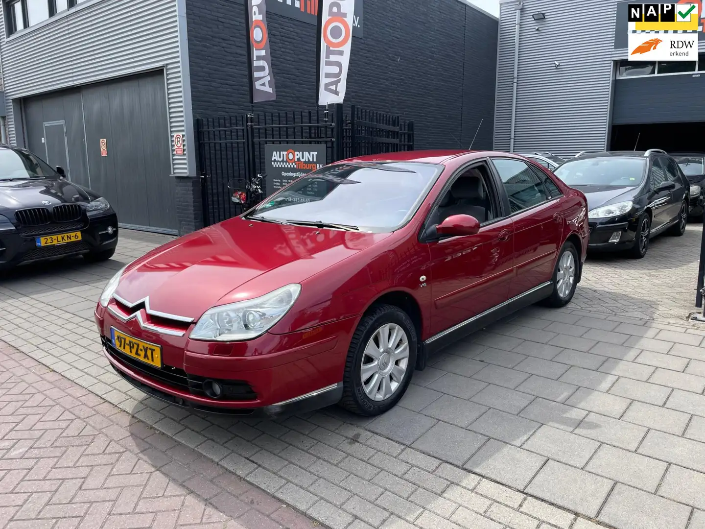 Citroen C5 3.0 V6 Exclusive LPG/G3 Trekhaak Airco NAP APK PDC Rood - 1