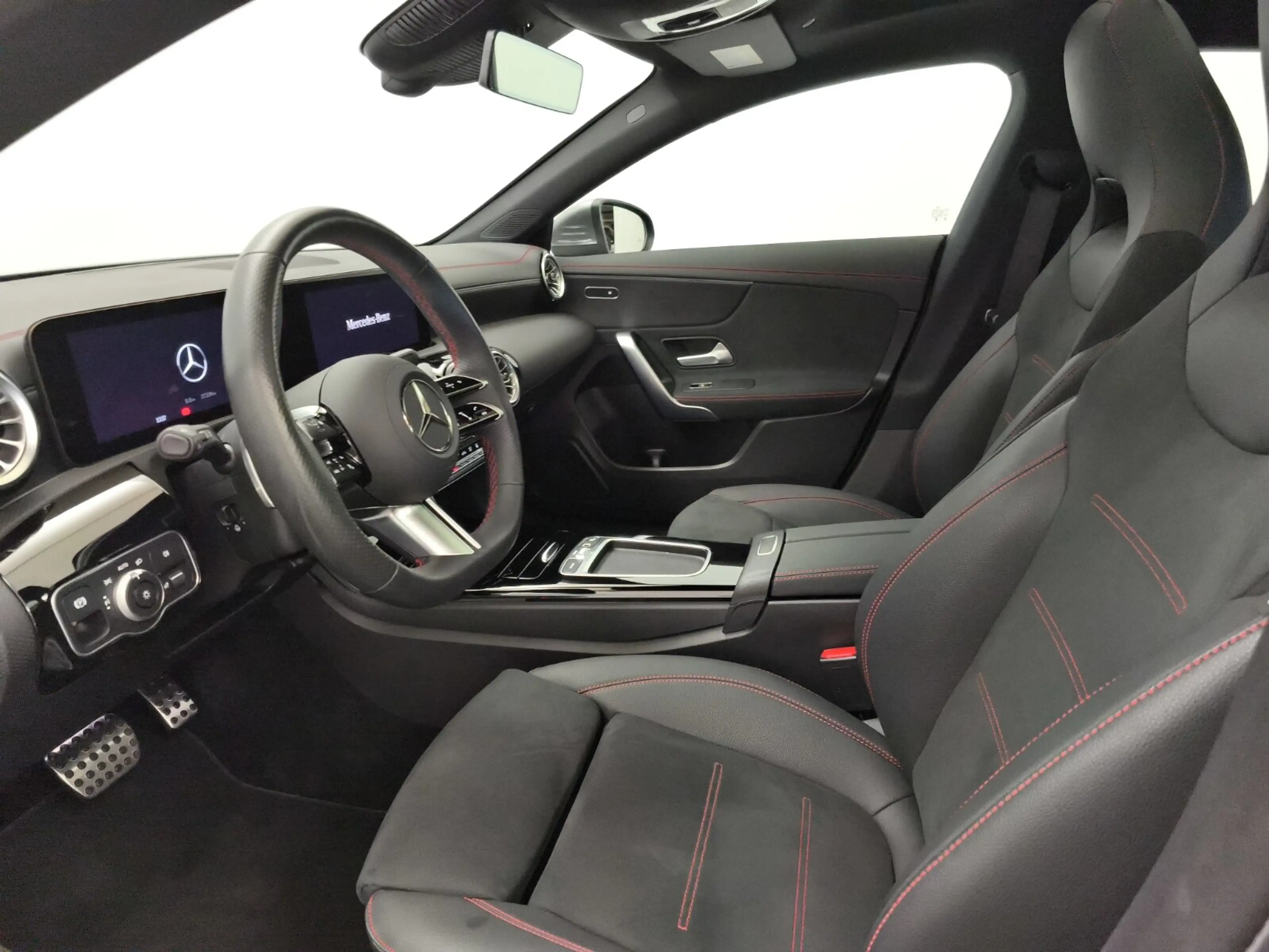 Mercedes-Benz CLA 250 CLA 250e SB AMG Advanced+ Distro Pano AHK Ambien — photo 12