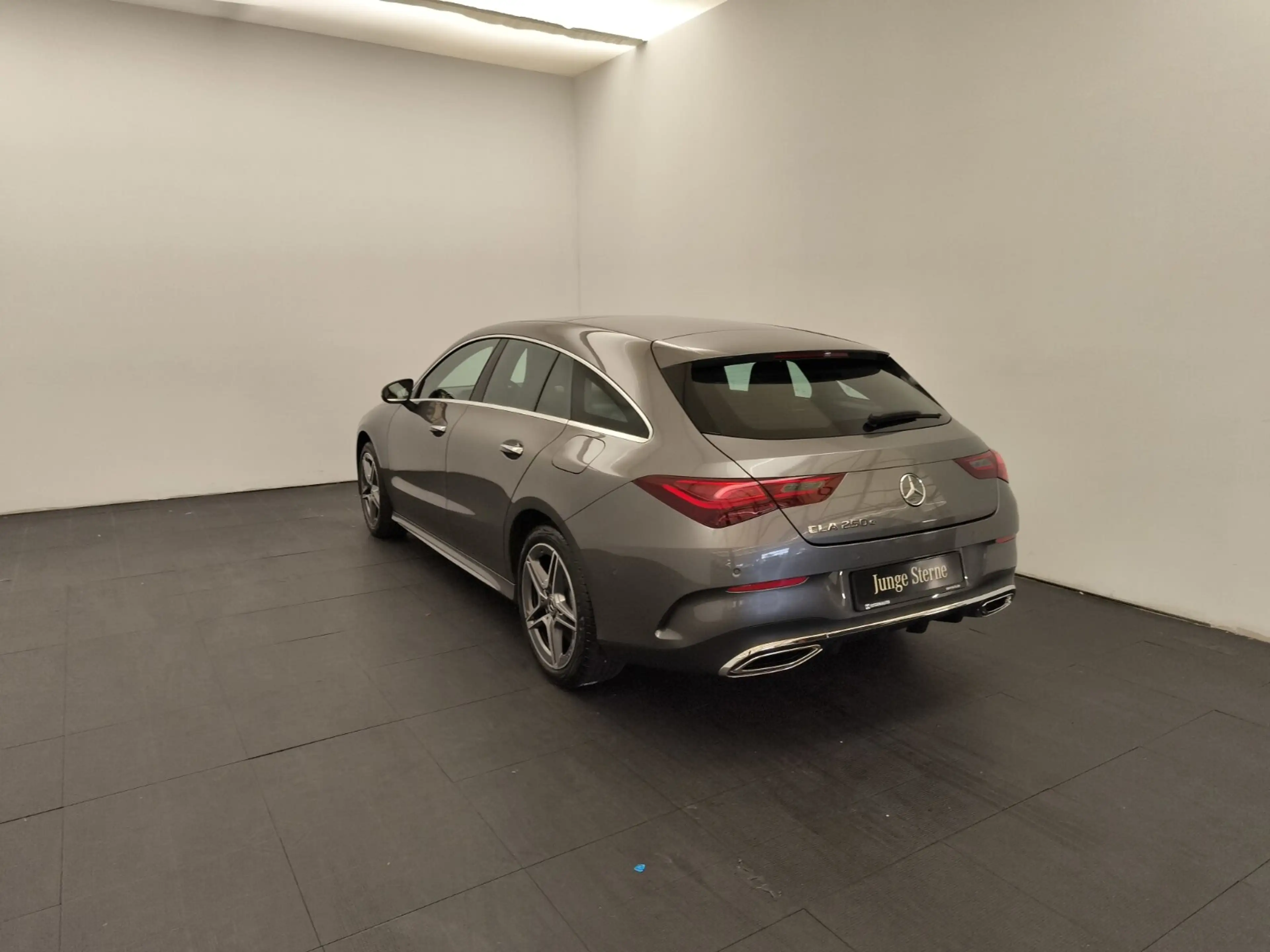 Mercedes-Benz CLA 250 CLA 250e SB AMG Advanced+ Distro Pano AHK Ambien — photo 8