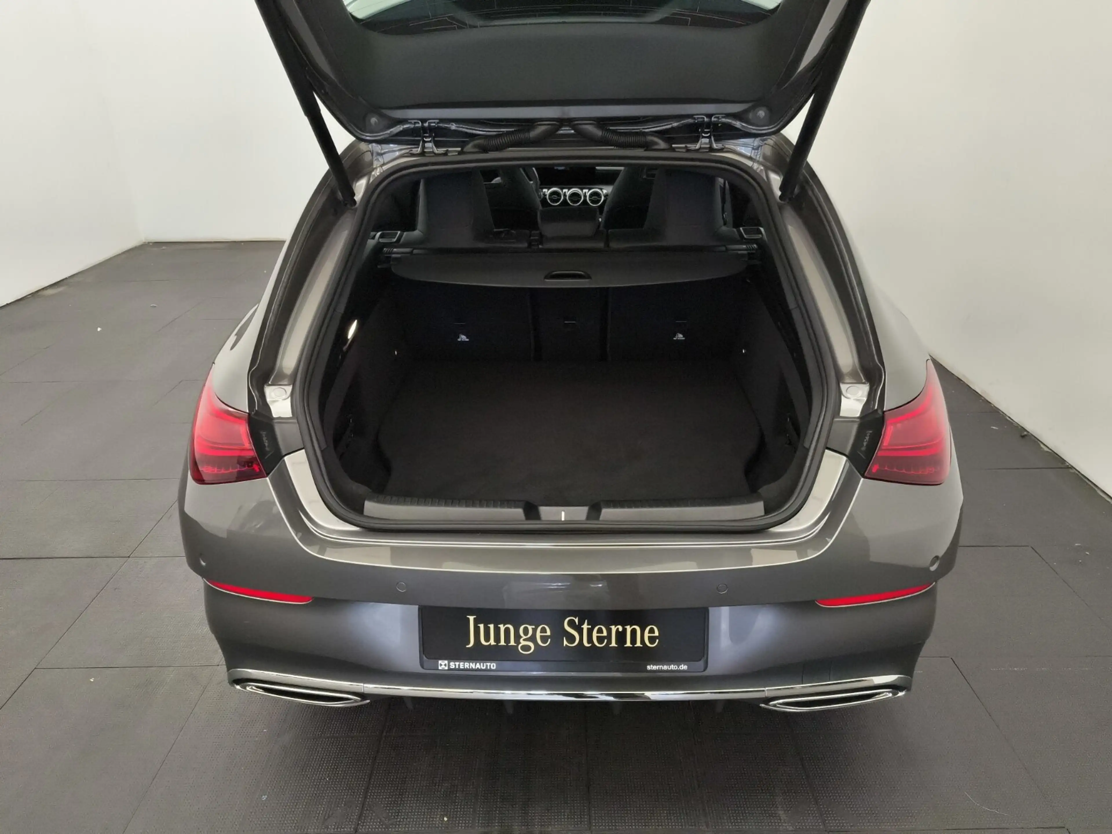 Mercedes-Benz CLA 250 CLA 250e SB AMG Advanced+ Distro Pano AHK Ambien — photo 11