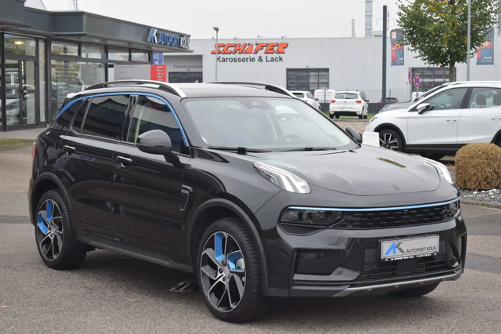Lynk & Co 01 HEV*Pano*Kamera*Sound*AHK*SHZ* Schwarz - 1