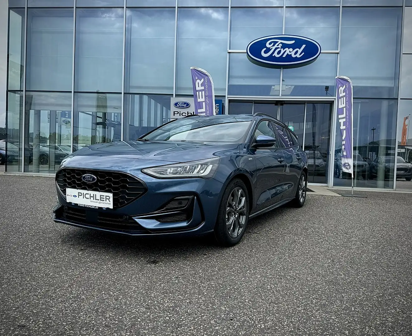 Ford Focus Turnier ST-Line X 1.0 EcoB. 125PS LEASING AKTION Blau - 2