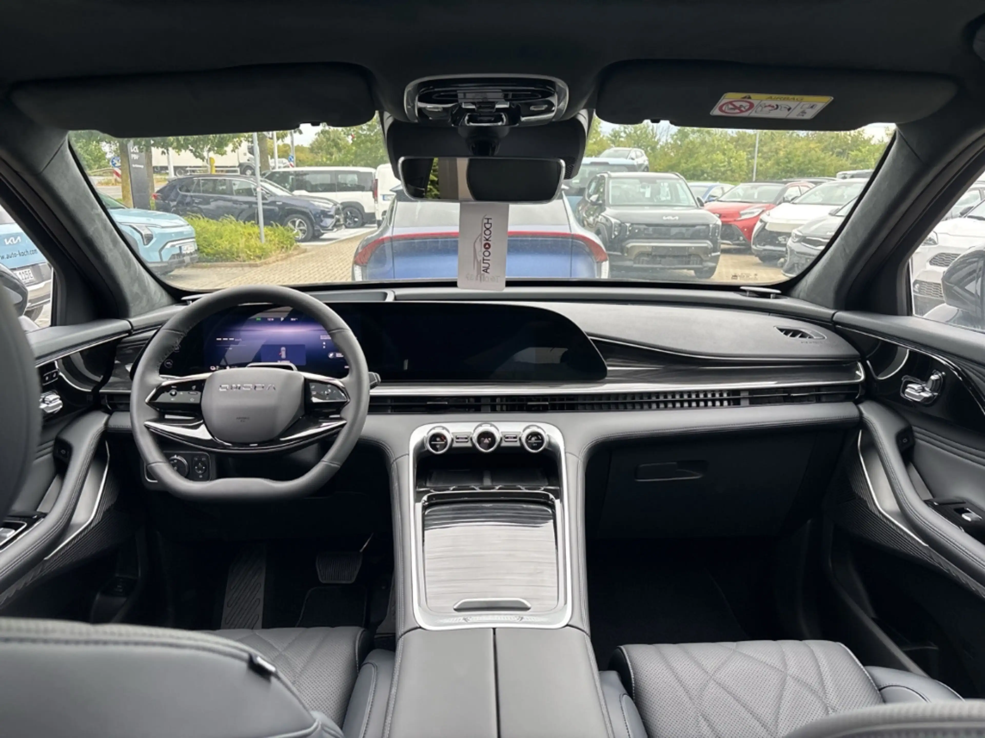 Omoda 9 Exclusive PHEV 1.5 TGDI AWD / MASSAGE / 540° / PAN — photo 12