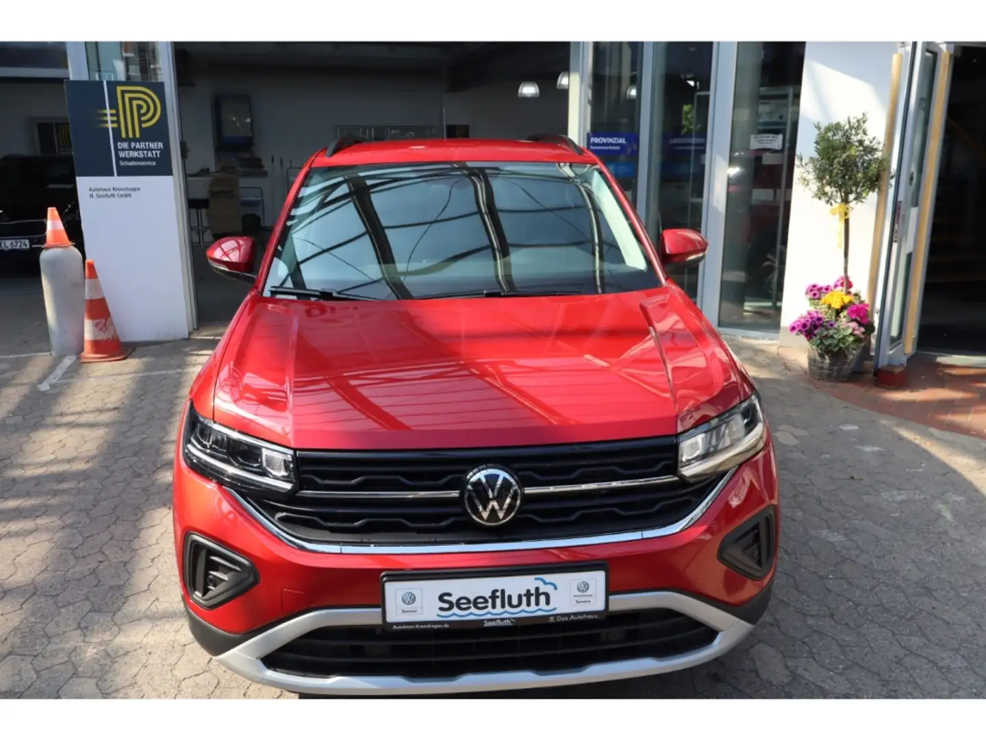 Volkswagen T-Cross 1.0 DSG AHK GJ IQ-Drive RFK DigiPro Rouge - 2