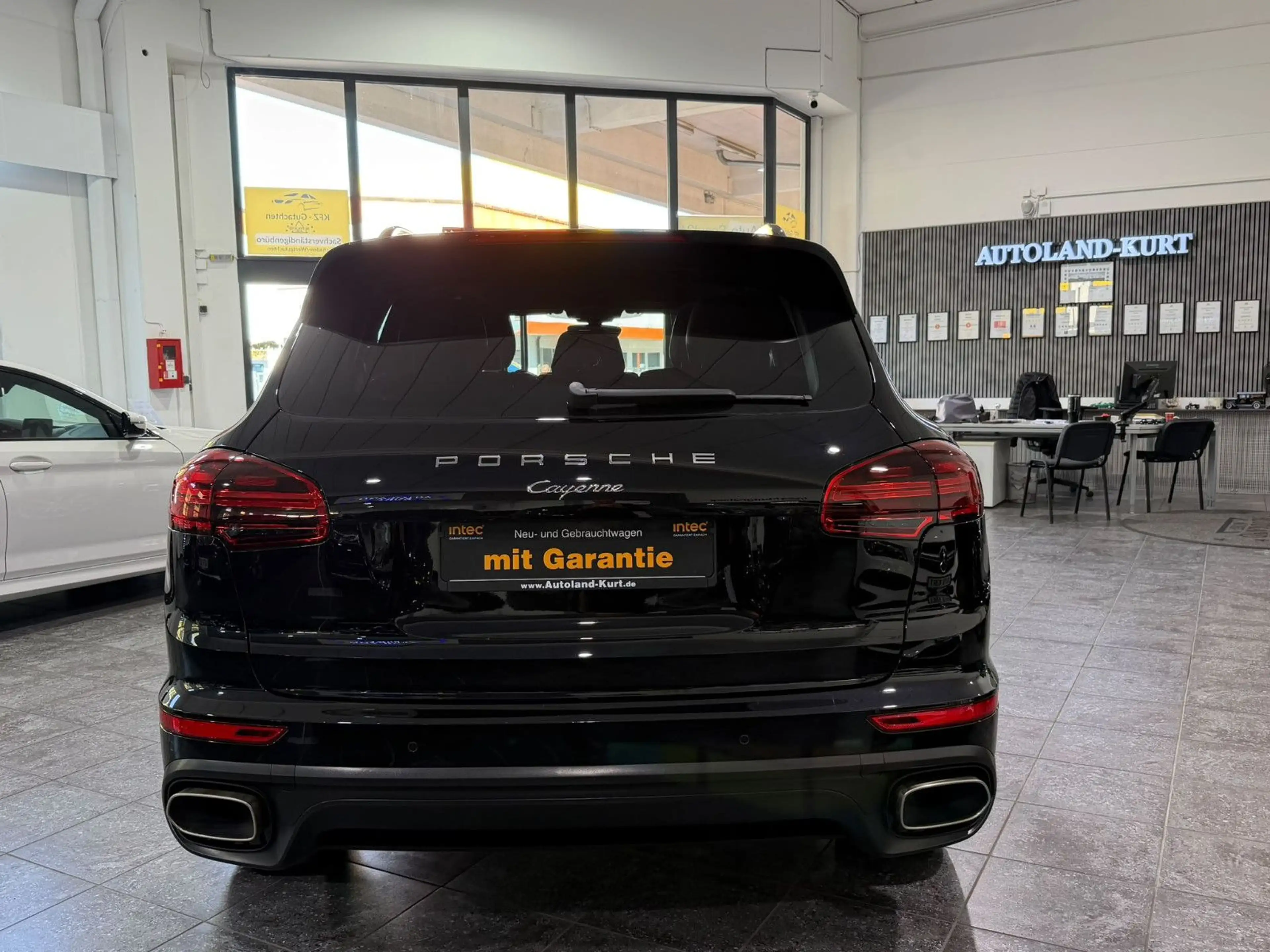 Porsche Cayenne Diesel*Pano*Luft*AHK*Sthz*1.Hd*Appr*Voll — photo 6